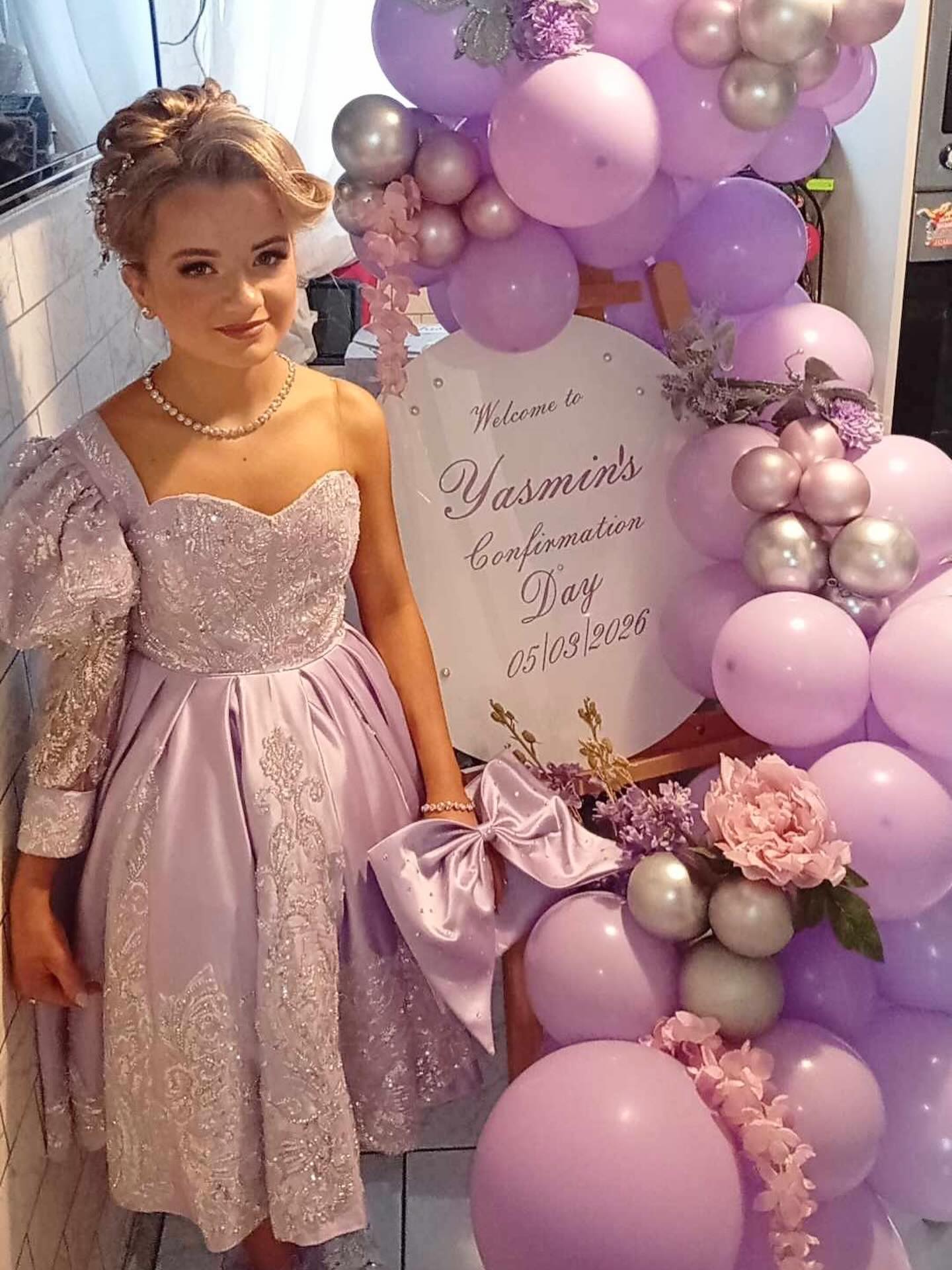 Yasmin looking beautiful on her Confirmation Day in one of our Glowing Girlies dresses and our bag 💜 A special dress for a very special day.
#GlowingGirlies
#ConfirmationDress
#ConfirmationStyle
#ConfirmationDay
#SpecialOccasionDress