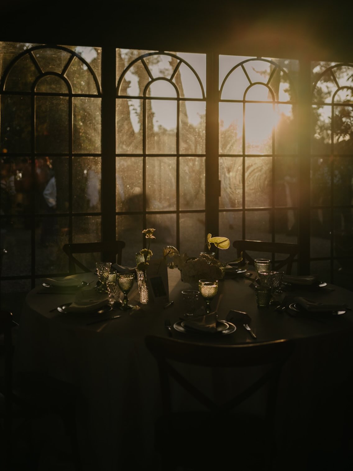 Moment suspendu. Dans presque un mois je reprends la saison dans ce beau domaine. Je commence à avoir hâte la reprise, mais en attendant je continue le sport pour être en forme car comme l’année dernière, le rythme va être intense avec 12 mariages en 2 mois et 10 semaines 🫣