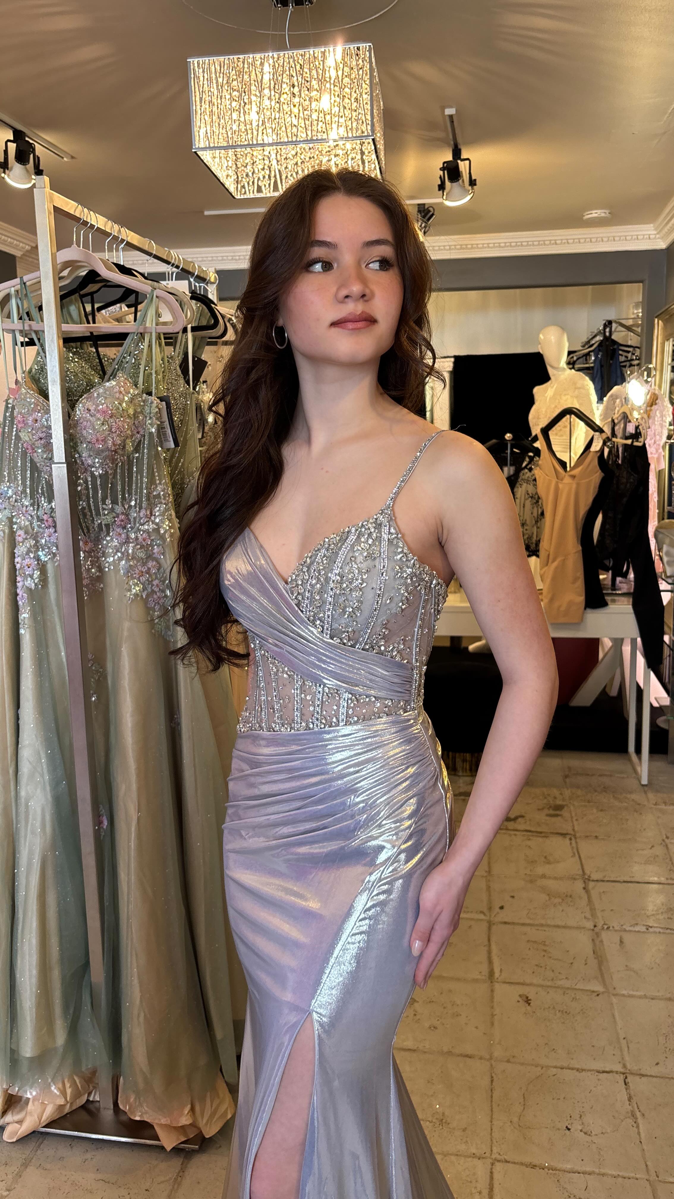 PROM 2026 is calling ✨
And this dress answered.
Send this to a friend who still needs their prom dress 💌
•
Shop PROM 2026 at AK’s Largest Gown Retailer
• FOURTH AVE. BOUTIQUE
👗HUNDREDS of gowns
✨Sizes 00-26 (XXS-7XL)
📦 Fast Shipping
💳 Flex Pay
🛍️ One-Stop-Shop
•
#alaska #anchorage #prom #silver #gold