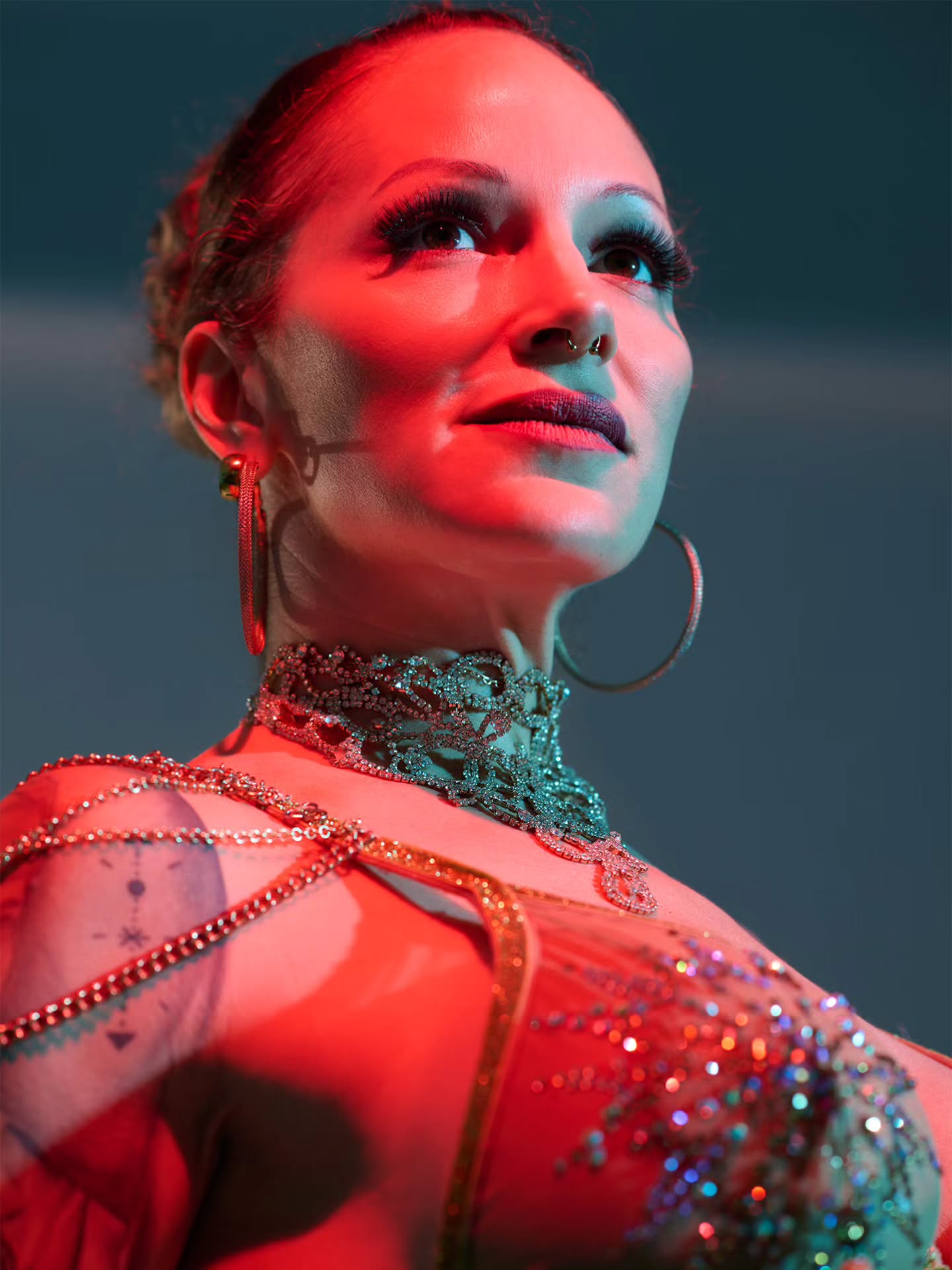 Sometimes I gaslight myself into feeling good. It works
📸@coopershoots 👙@houseofdevillelingerie
#limpias #raiseyourvibration #showgirl #supernova