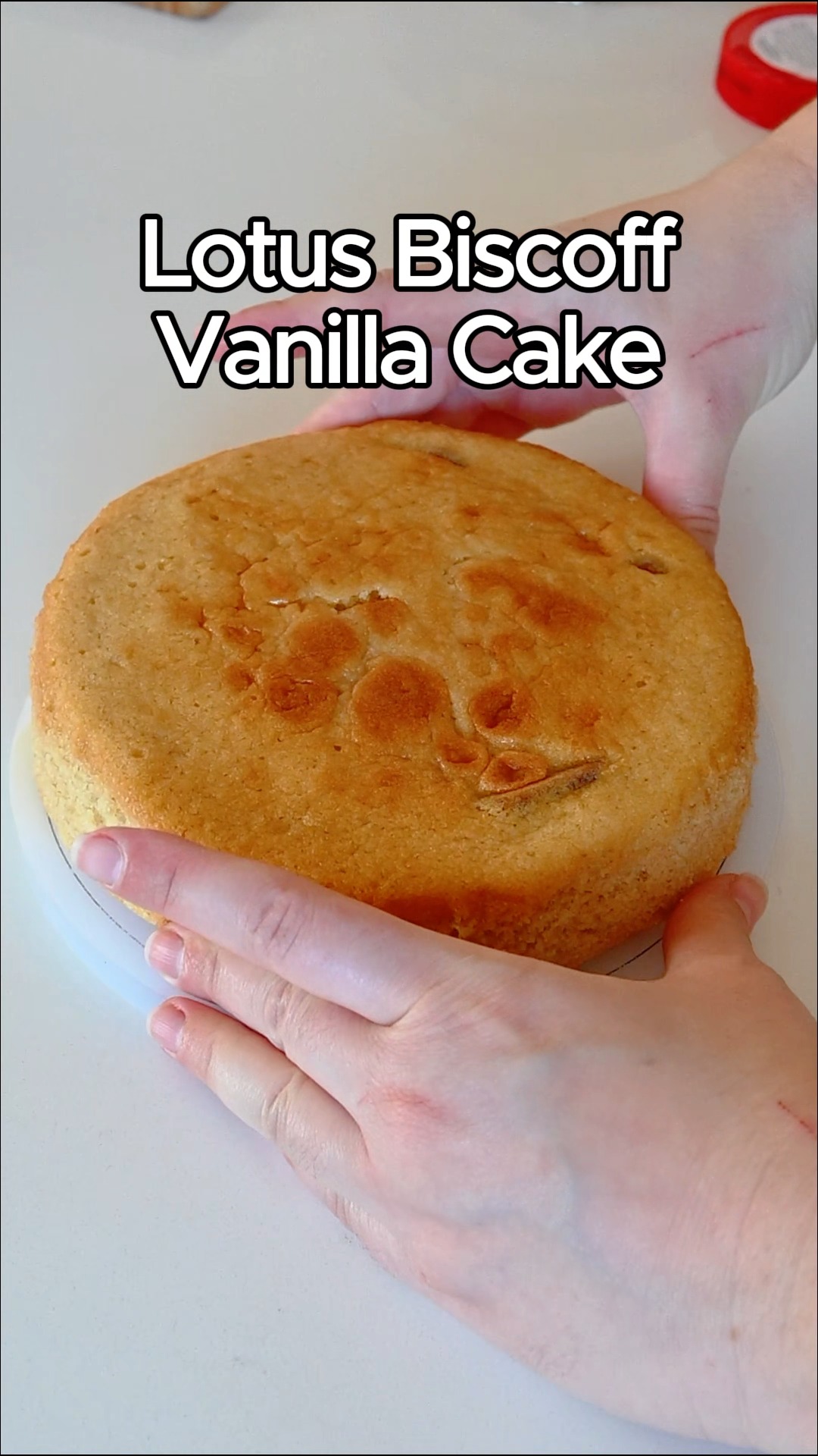 Lotus Biscoff cake layers with vanilla buttercream and Biscoff spread filling ๐ฎโ๐จ
Yes, it tastes as good as it sounds.
#BiscoffCake #CakeLayers #BirthdayCake #CustomCake #CakeMaking #PaphosBaker #CyprusBaker