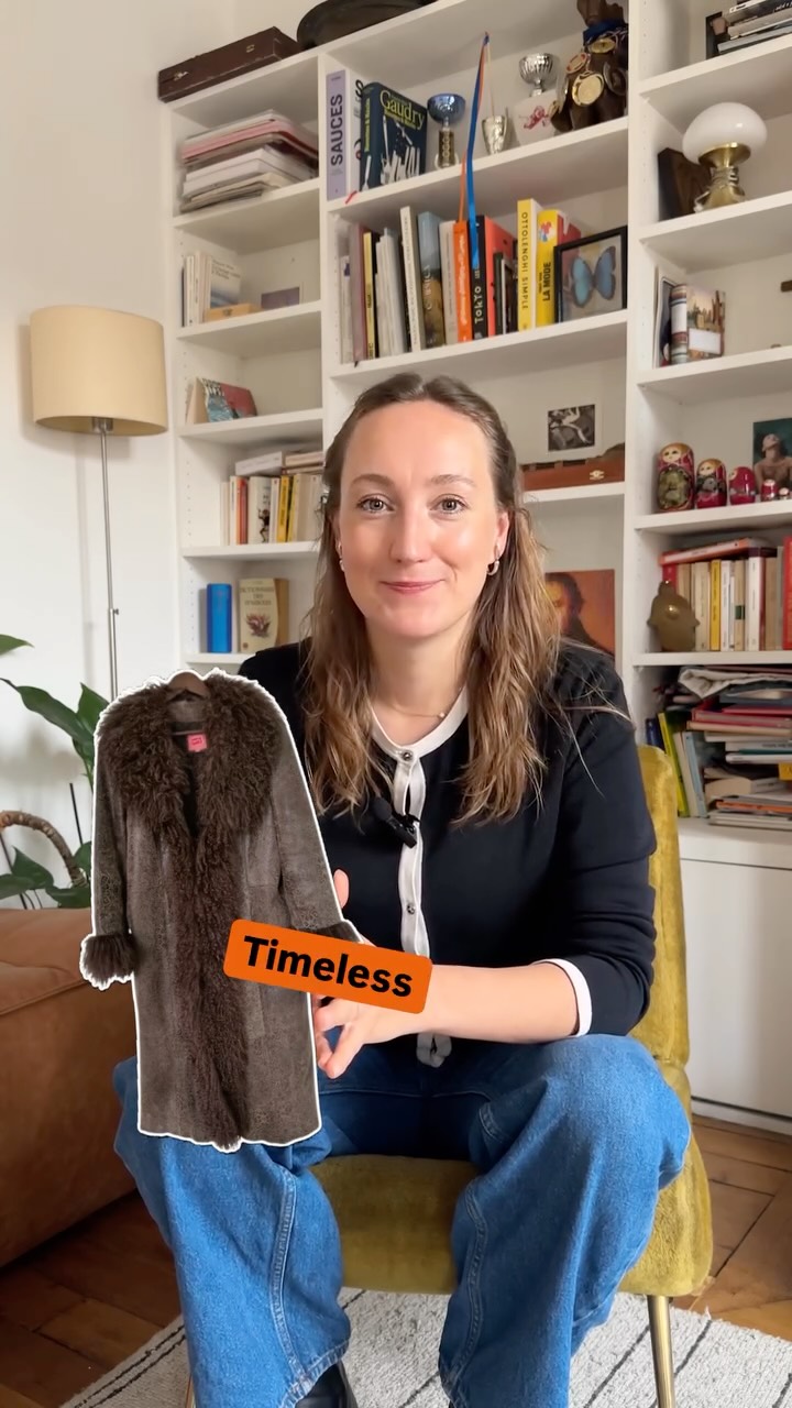 TIMELESS OR TREND?
Manteau afghan, pantalon capri ou encore blouson boyish, on décrypte les tendances du moment 🔍
Vous êtes d’accord avec cette analyse ?
timeless style dressing intemporel tendances 2026 trends vintage lover vintage clothes what to wear spring trends