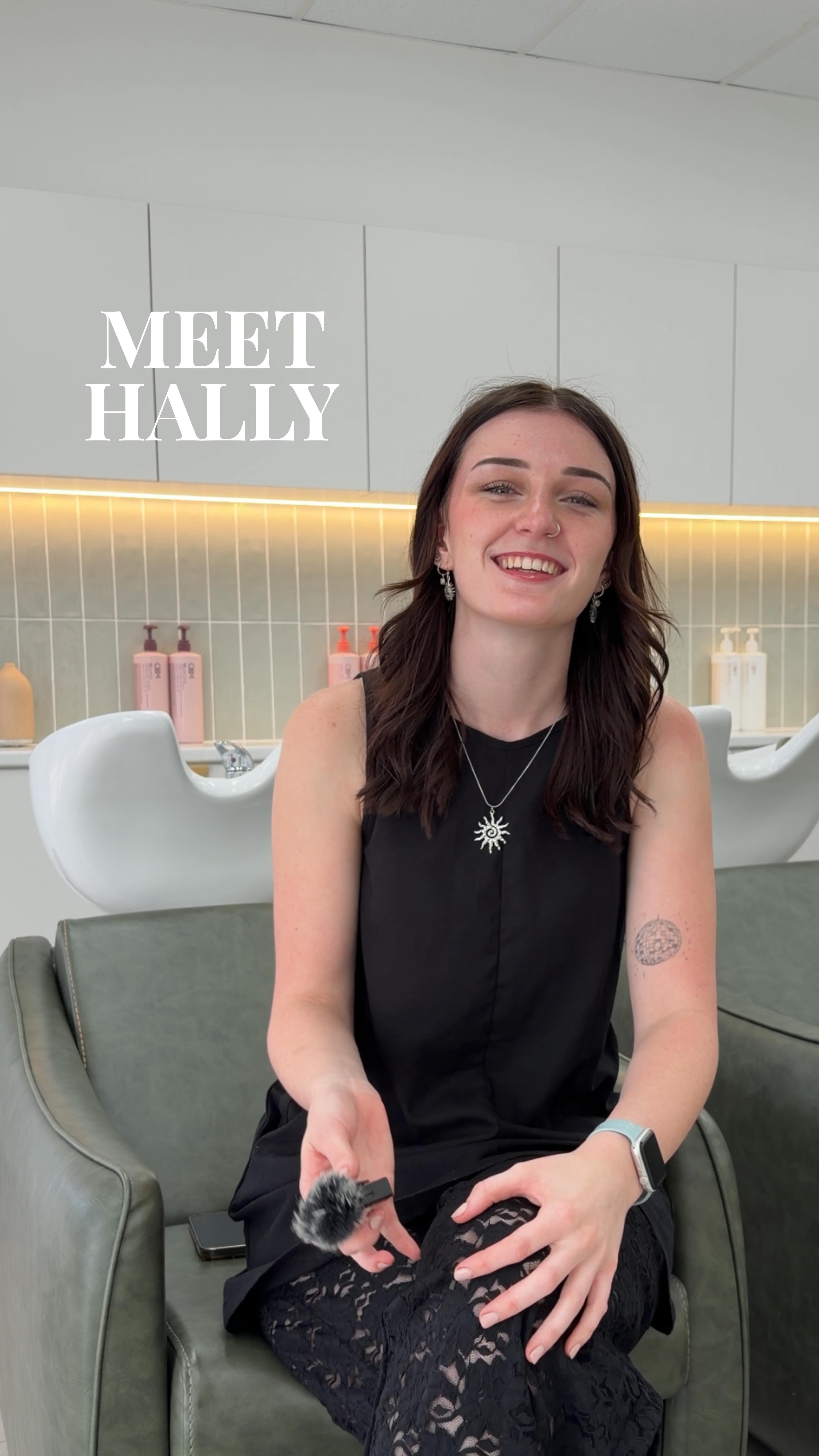 MEET OUR NEW SENIOR HALLY 🤍
With almost 4 years in the industry, Hally loves creating beautiful blondes, balayages, colour refreshes and bouncy blow dries.
For Hally, it’s all about really listening so every client leaves the salon feeling confident, refreshed and excited about their hair.
When she’s not behind the chair, you’ll find her camping, exploring the outdoors or at the beach — often in the little camper she and her partner built together.
If you’re looking for low-maintenance, lived in colour and effortless styling, Hally is your girl.
〰️ In salon Tuesday - Friday
〰️ Book with Hally via the link in bio
〰️ Follow her work: @hally_indiemane
#indiemane #portstephenshairdresser #salon #hair #raymondterracehairdresser