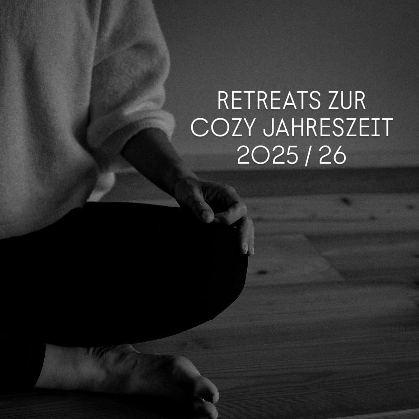 RETREATS ZUR COZY ZEIT 2025/26
⛰️ Was all meine Retreat Orte gemeinsam haben: Einen wunderschönen Blick in die Weite, ein ruhiges drumherum, ein gemütliches Fleckchen mitten in der Natur, ein herzliches Team, wir sind wiederholt vor Ort, ankommen fällt leicht.
✨️ Was all meine (mehrtägigen) Retreats beinhalten: Meditation, Pranayama, Journaling, Vinyasa Yoga, Yin Yoga, Yoga Nidra, Waldbaden, Wellnessen
🤍 Was meine Retreats besonders macht: Die Mischung aus fordernd & fühlend, schwitzend & einkuschelnd, Tiefgang & Leichtigkeit. Die Einflüsse meiner Arbeit als systemischer Coach, die viel Reflektion ermöglichen und tiefere innere Arbeit.
Eine Herzlichkeit, die über allem schwingt.
🧘🏼♀️Yoga Wander Retreat (Slide 2-4)
19. -21. September 2025
@neue.regensburgerhuette
Schwerpunkt: Bergfeeling auf 2200hm, Wandern & Yoga
🧘🏼♀️Auftanken vorm Weihnachtstrubel (Slide 5-8)
14. - 16. Dezember 2025
@harlachberg.de
Schwerpunkt: Jahresreflektion & Los lassen
Option auf eigene Chalets mit privat Sauna, Whirlpool
🧘🏼♀️ Bewusster Jahresstart (Slide 9-11)
23. - 25. Januar 2026
@vierfalt.de
Schwerpunkt: Gemütlichkeit & Neuausrichtung
Eigener Hof für uns. Mit Außenpool, Sauna, Kaminfeuer
🧘🏼♀️ Frühlingserwachen (Slide 12-15)
28. Februar - 03. März 2026
@saalerwirt
Schwerpunkt: Genuss & Zeit
Wellnessbereich mit Bio Kräuter Sauna, Dampfbad, finnische Sauna, Kneippbecken, Innenpool, Naturschwimmteich, Massagen
Schick, clean, Natur- & Genusshotel
🧘🏼♀️ Tagesretreat Hoamkema
2025 Warteliste | 2026 open
@harlachberg.de
Ein Tag für Dich. Als Einstieg in Retreats, bei wenig Zeit, Gebundenheit, als Geschenk,..
See u on the mat!
Love, Chrisi
Link in bio
.
..
...
#yogaretreat #yogaretreatseptember #yogaretreatdezember #yogaretreatjanuar #yogaretreatfebruar #yogaundwandern #yogaundcoaching #bewussterjahreswechsel #frühlingserwachen #neueregensburgerhütte #gutsalmharlachberg #vielfalthof #bayerischerwald #yogabayerischerwald #yogasüdtirol #yogastubai #saalerwirt #yogaretreatmünchen