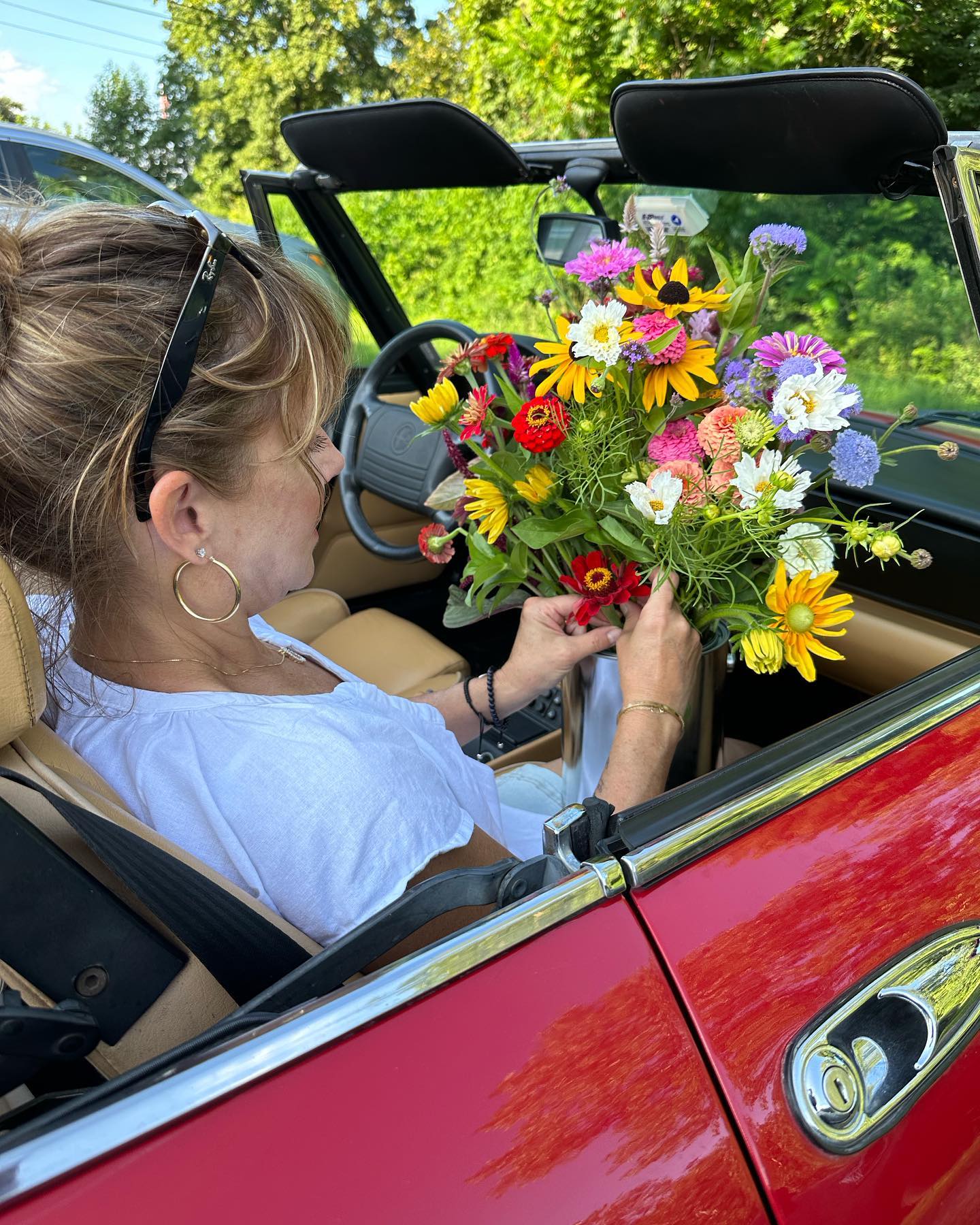 Happy Saturday! 🌺💐🌸
#hudsonwildflowerco #integratedlife #integratedlifeciach #saturday #july #therearenoordinarymoments