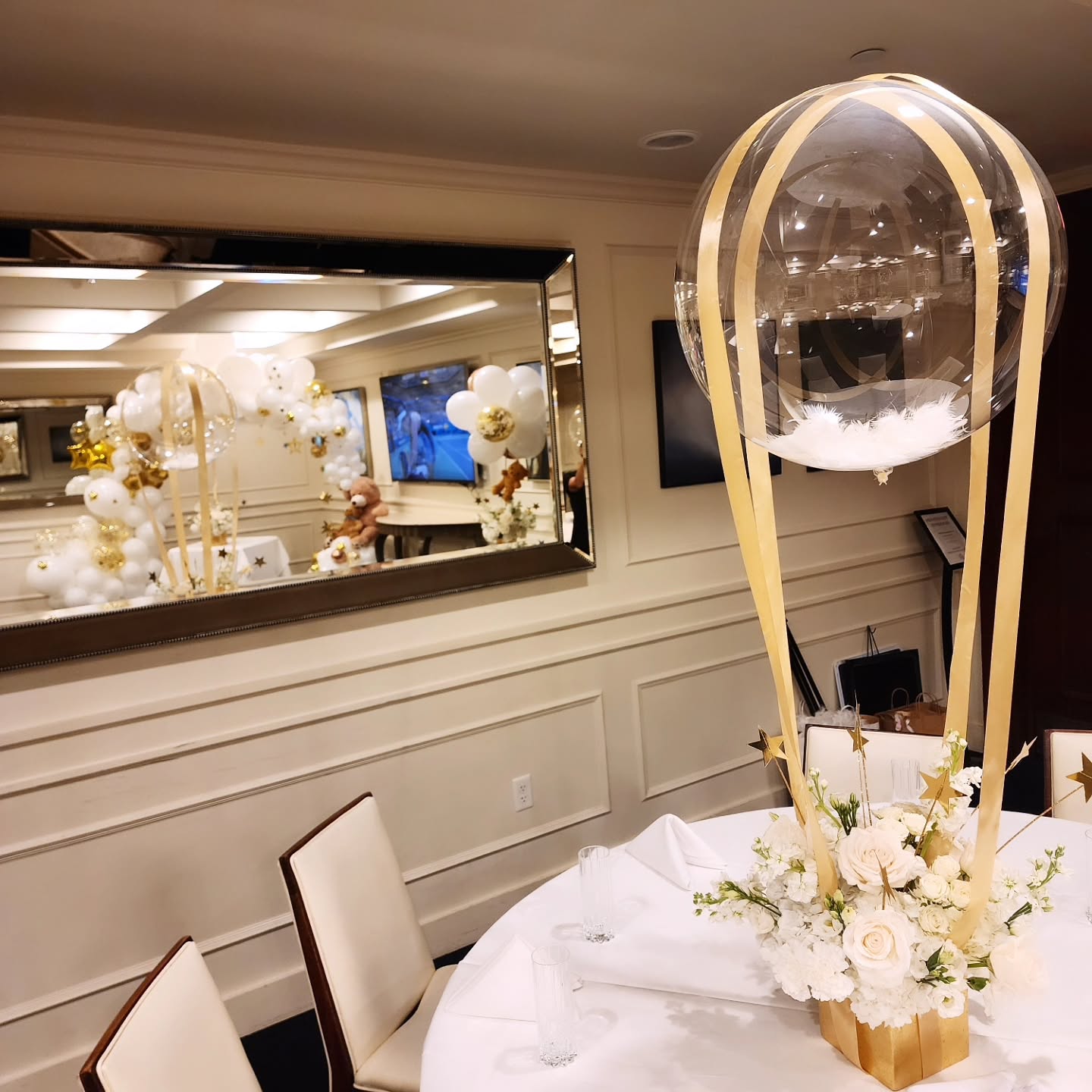 Timed baby shower decoration with unique balloon designs and floral centerpieces 🧸
Call for free estimate
☎️ 954-990-4519
Check our website for some ideas
🌐 www.DreamARKevents.com
Email your inspiration
📧 DreamARKevents@gmail.com
#browardballoons
#miamiballoons
#babyshowerdecoration
#Palmbeachballoons
#partydecoration