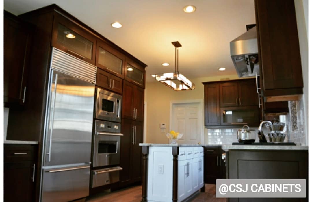 Black Coffee Maple cabinets made from high quality solid maple wood at CSJ CABINETS. • • •
#cabinet #cabinethardware #cabinets #cabinetmaker #kitchencabinets #customcabinets #cabinetshop #cabinetdesign #cabinetmakers #whitecabinets #cabinethandles #cabinetgallery #cabinetinstall #dreamhouse #cabinetideas #cabinetinstallation #winecabinet #cabinetinstaller #storagecabinet #chicagocabinets #customcabinetry #chicago #kitchencabinetry #woodcabinets #dreamkitchen #kitchendesign #kitchenremodel #woodcabinets #blackcoffemaple #highqualitycabinets