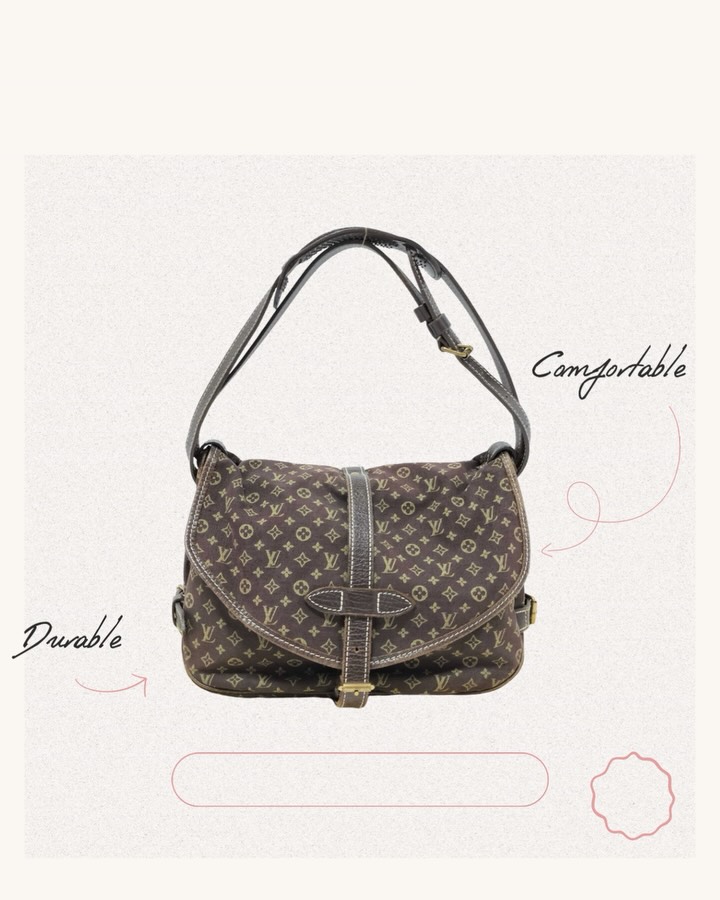 THE PRACTICAL BAGS EDIT
When we say practical, we mean easy to carry and easy to wear, never basic (because basic was never really our thing lol).
Truth be told, we weren’t exactly dreaming of making “bags you can run with” kind of content... but here we are, and if life gives us lemons, we’re making it a lemonade full of BOSSA. And by lemonade, we mean great prices: use code GIRLPOWER for 15% off, or shop our SALE page for 20% off and up.
Stay safe, Bossers. We can’t wait to meet you all in person at our first pop-up once all of this is behind us.