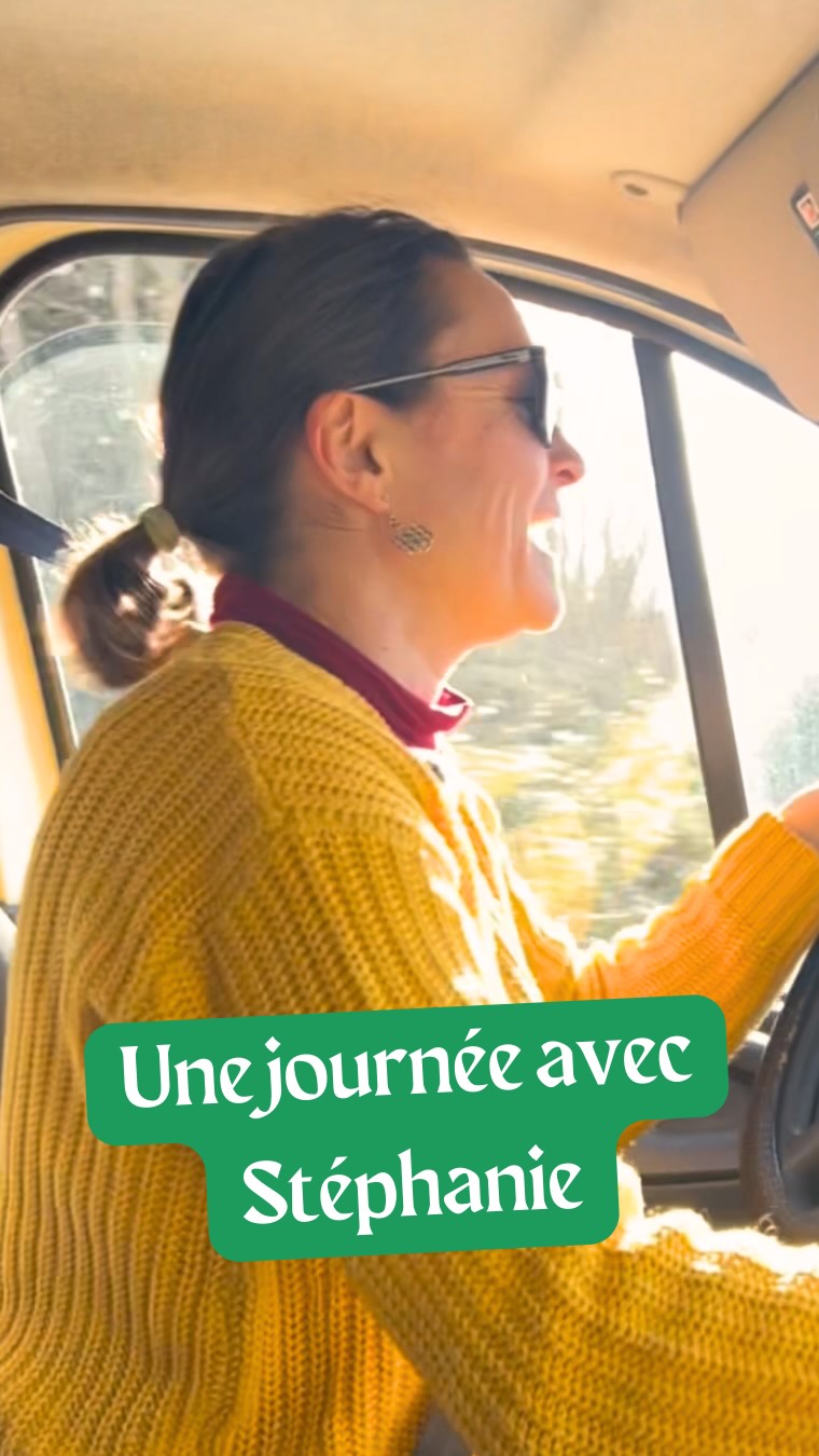 Une journée avec Stéphanie 👩🌾
Chez Biochamps depuis 2008, Stéphanie connaît la maison sur le bout des doigts 😉
Cantines, écoles, restaurants collectifs… elle veille à ce que nos produits arrivent là où ils sont attendus pour toujours vous régaler ! ✨😋
#biochampslaiterie #ariègepyrénées #collectivité #madeinsudouest #unejournéeavec