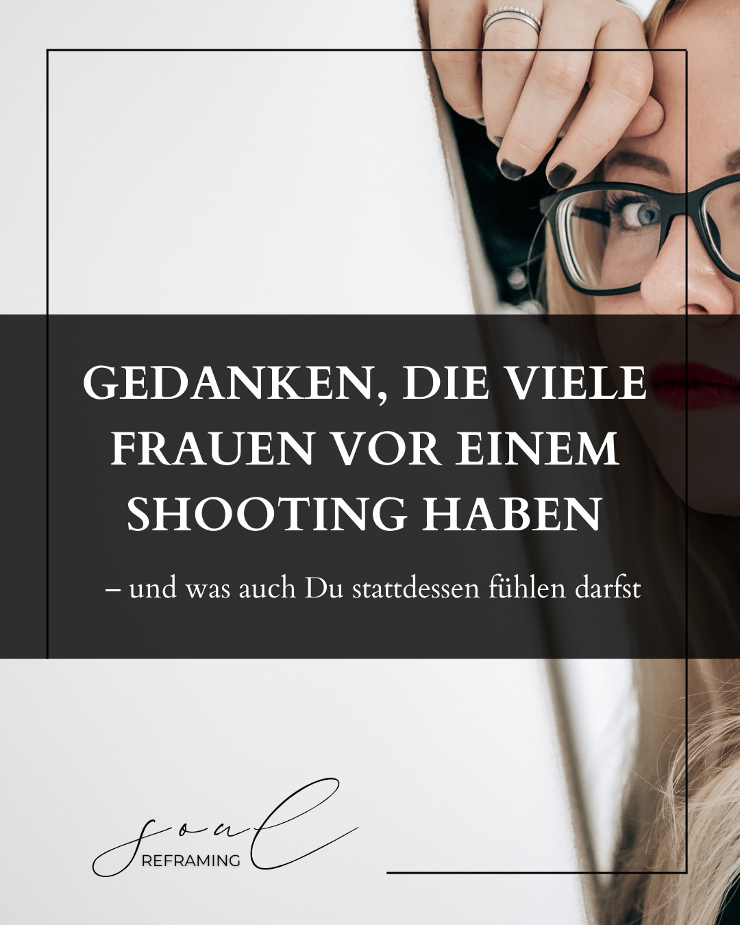 Vor einem Shooting geht es oft um viel mehr als Kleidung, Licht oder Posen.
Da sind Zweifel. Unsicherheit. Anspannung.
Und oft auch alte Gedanken wie:
„Ich bin nicht fotogen.“
„Ich mag mich auf Bildern sowieso nie.“
„Ich muss erst abnehmen / mich wohler fühlen / sicherer sein.“
Doch meistens ist das nicht die ganze Wahrheit.
Oft steckt darunter etwas viel Tieferes:
die Angst, gesehen und gleichzeitig wieder bewertet zu werden.
Genau deshalb ist meine Arbeit mehr als Fotografie.
Es geht nicht darum, dich in eine Form zu bringen.
Es geht darum, einen Raum zu schaffen, in dem du dich nicht optimieren musst, sondern dir selbst begegnen darfst.
Welcher Gedanke begleitet dich am meisten?