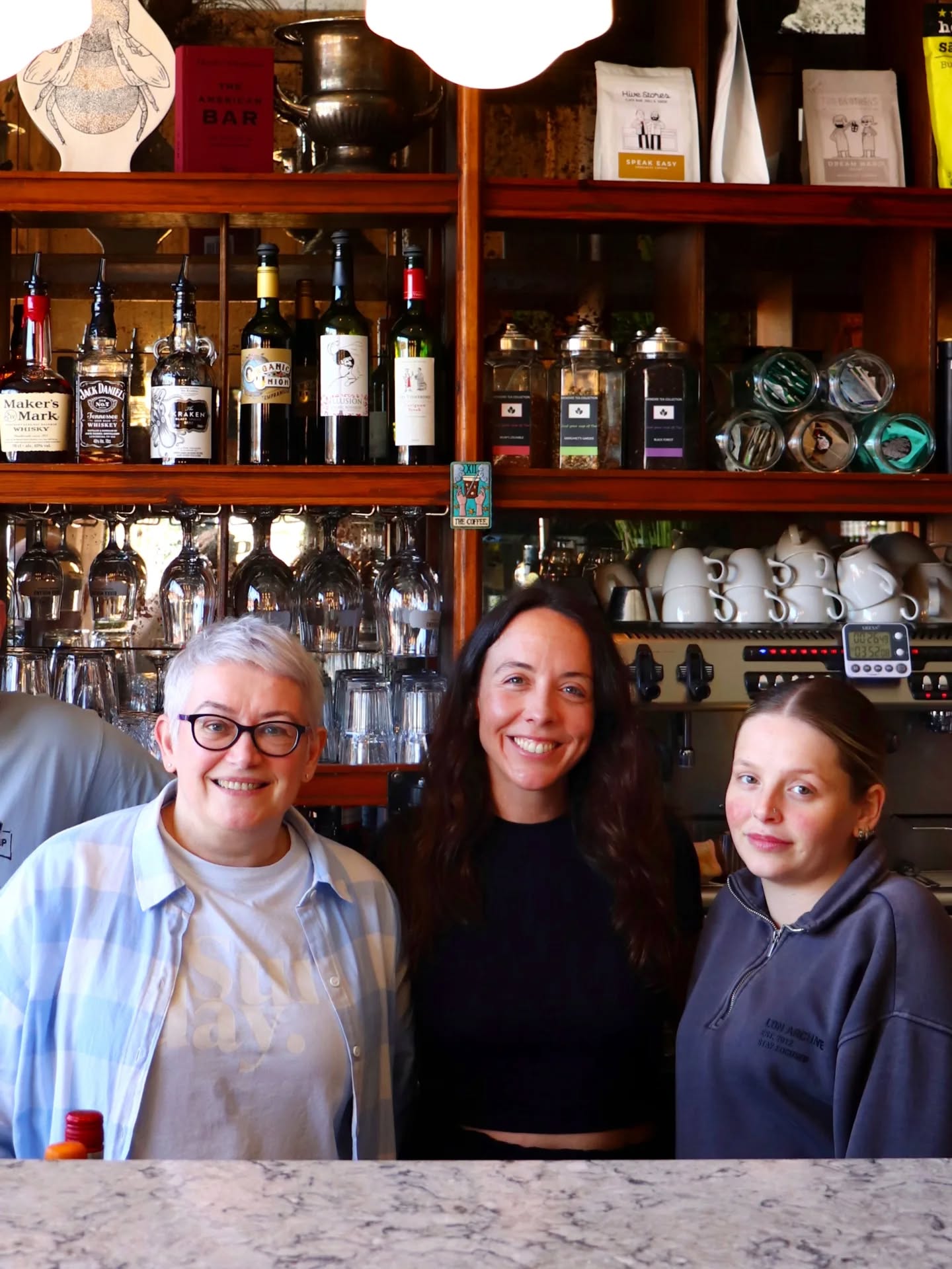 Celebrating the Queens of Hive Stores 👑
Thanks for keeping the men of the Hive in check 😆
Happy international women day 🎉
.
#IWD #internationalwomensday #celebratepeople #iwd2026 #givetogain