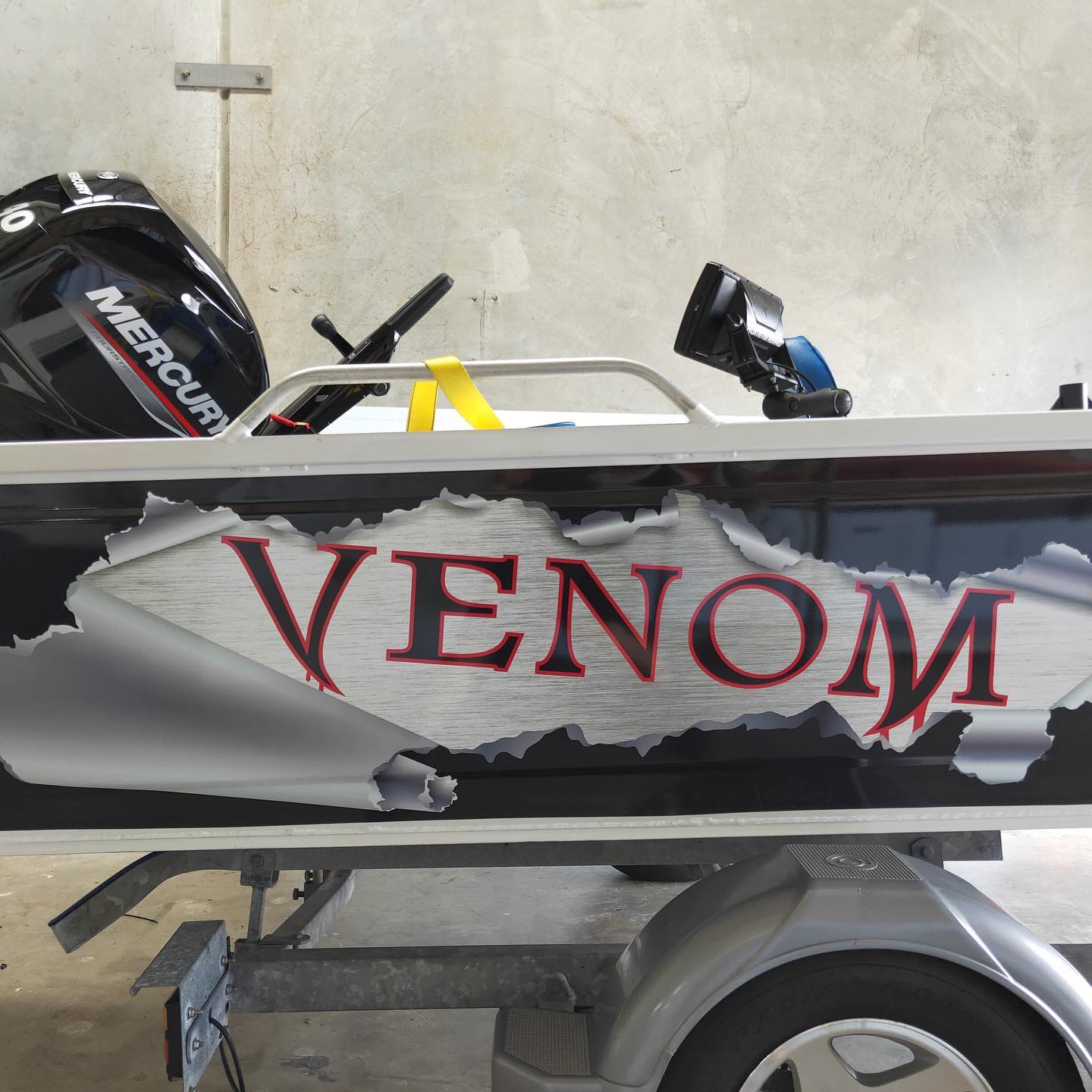 Get noticed on the water with our custom boat wraps!
@markbergfishing
#margbergfishingaddictions #boatwrap #boatwrapdesign #boatwraps #icsigns #graphics #signs #graphicdesign #signage #signs #branding #airbrush #tautflexpaints #goldcoast #coolangatta #tweedheads #kingscliff #cabarita #pottsville #murwillumbah #lismore #casino #bangalow #byronbay #ballina