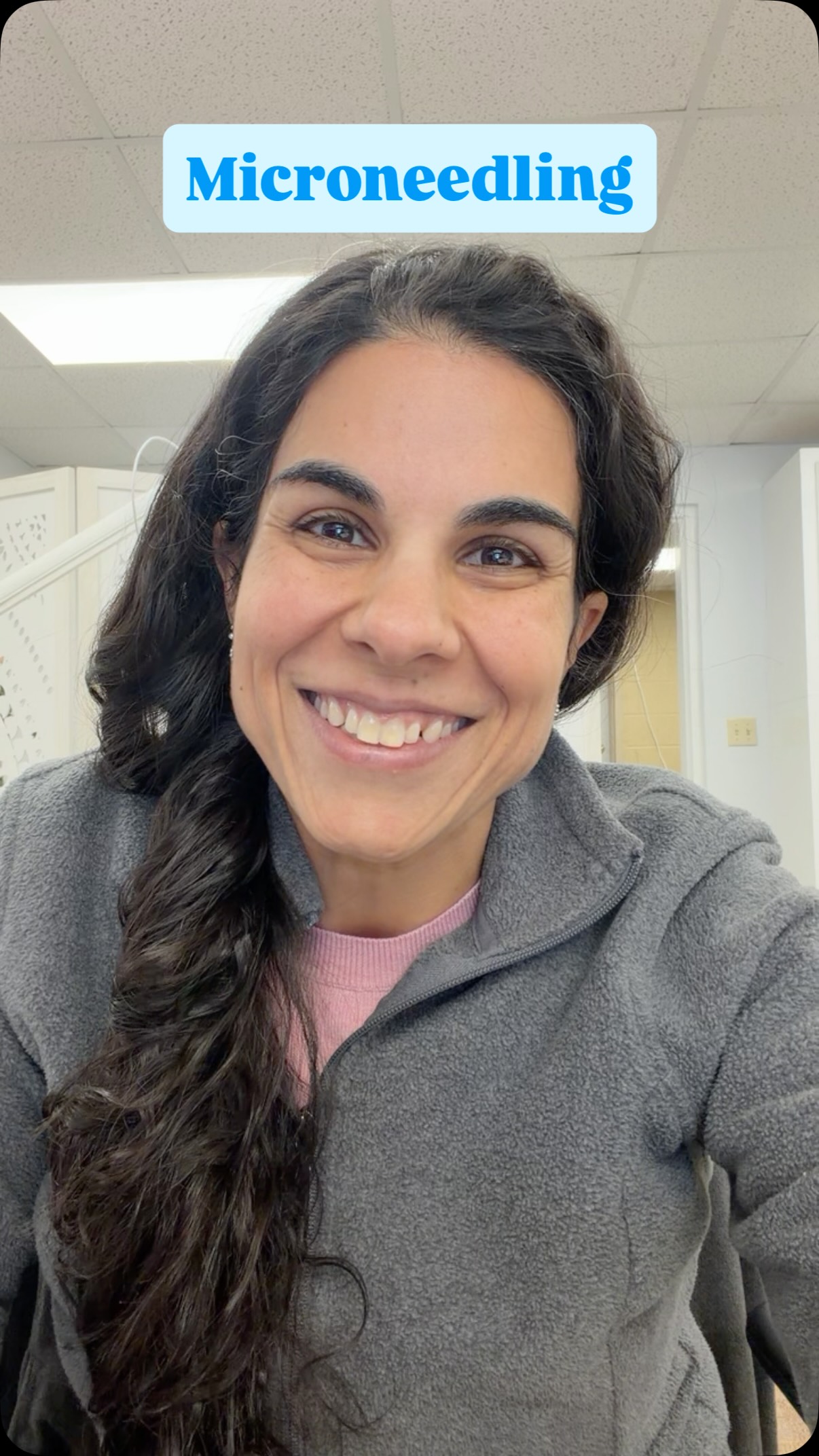 If you’re looking for something that’s going to help your acne scarring, uneven texture and fine lines or wrinkles, microneedling is a great treatment option!
We use Exoie exosomes to help reduce recovery time and even further boost your collagen/elastin response!
If you’re not sure if this is the right treatment for you, come see us for a free consultation and we can talk about it!
#RadiantMed #Microneedling #Antiaging #Exosomes #SkinRejuvenation