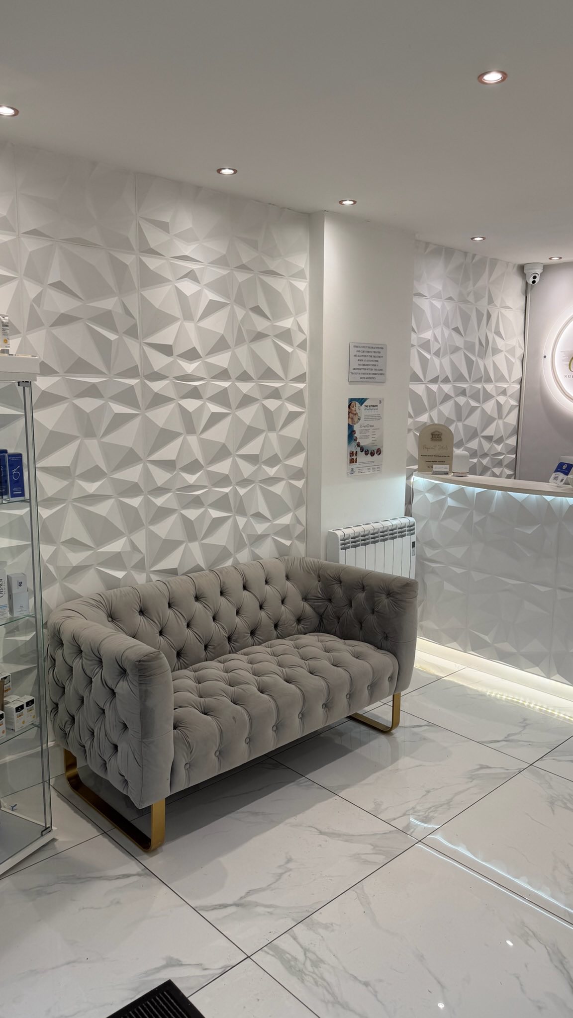 Big news… booking your treatments just got easier! ✨
Our online booking system is now LIVE, making it quicker and easier than ever to secure your appointments at a time that suits you. @that_timeuk
Even better… you don’t have to wait until payday 💳
We now offer flexible payment options with Klarna and Clearpay, so you can spread the cost of your treatments and book with confidence.
✔ Book appointments instantly
✔ Secure your preferred date and time
✔ Flexible payment options available
Your treatments, your schedule, your way.
📍 Elite Nurse Led Aesthetics – Wakefield
💬 Ready to book?
Head to our booking system now and secure your appointment today.
#EliteNurseLedAesthetics
#WakefieldAesthetics
#BookOnlineNow
#KlarnaUK
#ClearpayUK