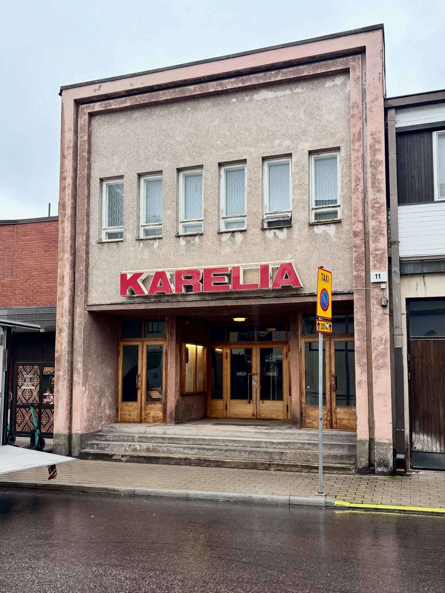 In 2025, the culture centre Karelia presented the opportunity to come and study their building and develop an initial concept plan. Originally built as a cinema by master builder K.J. Ahlskog, Karelia has since evolved into a cultural centre.
Projects like these call for a different approach where architecture, space, and use are reconsidered together. They open up new perspectives and reveal a strong potential for transformation whilst broadening the scope of MNY’s services. For now, a glimpse of the existing interior from entrance to stage.
#kulturhusetkarelia #architecture #scandinavian #scandinavianarchitecture #nordicdesign