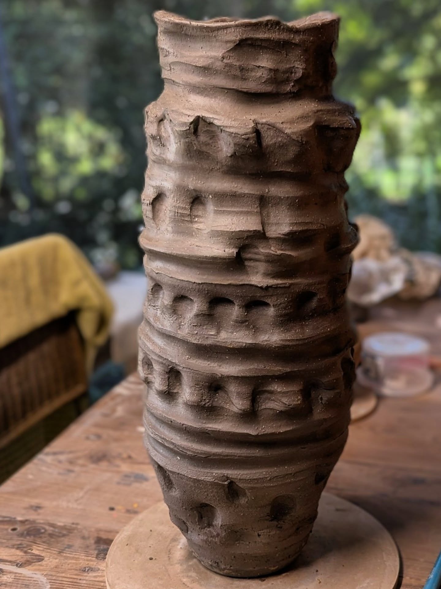 A bit of extreme clay play today.
The sun was out and I had the urge to go big with some crazy gritty sculptural clay.
Wheel thrown and hand built.
Dried with a blowtorch as it got higher.
54cm of textured yumminess.
I may have worn off my finger prints but no blood was spilled. 😂
I do love these landscape vessels.🧡 Creating all the groves and ridges by hand. The connection between the maker, clay and earth.
...
#sunshinecoastpotteryartist #texturedceramics #localstudio #claysculpture