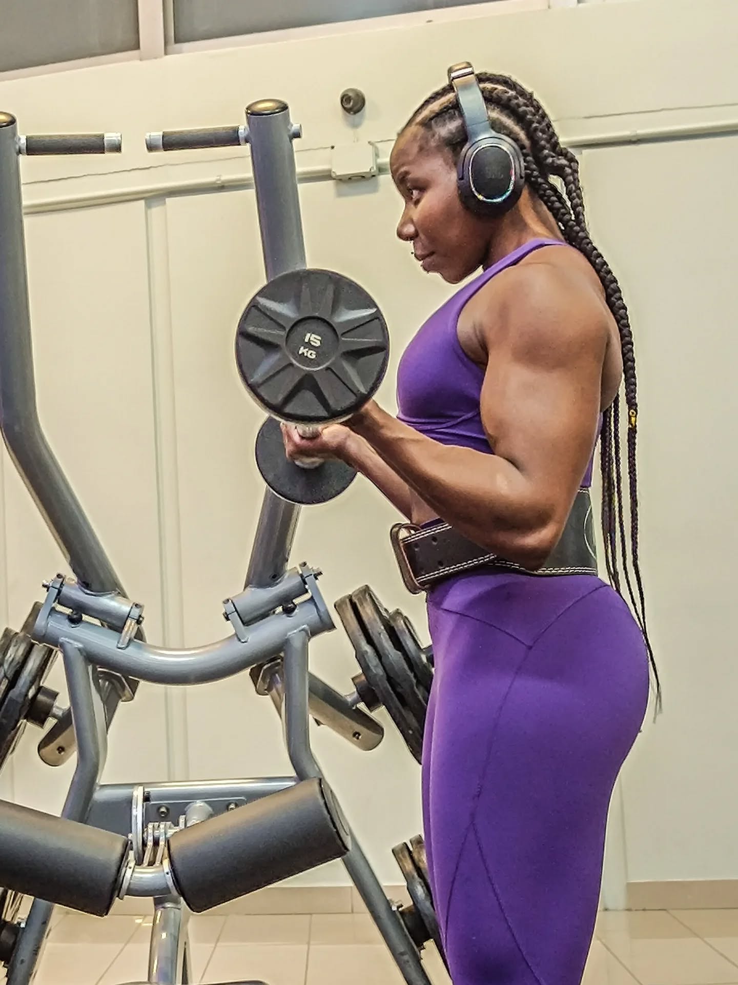 Se lo que tú quieras ser , ¡yo quiero ser una Figure!😍🫶🏽🤝♥️✨
#8m #8marzo #morado #gymmotıvatıon #mujer