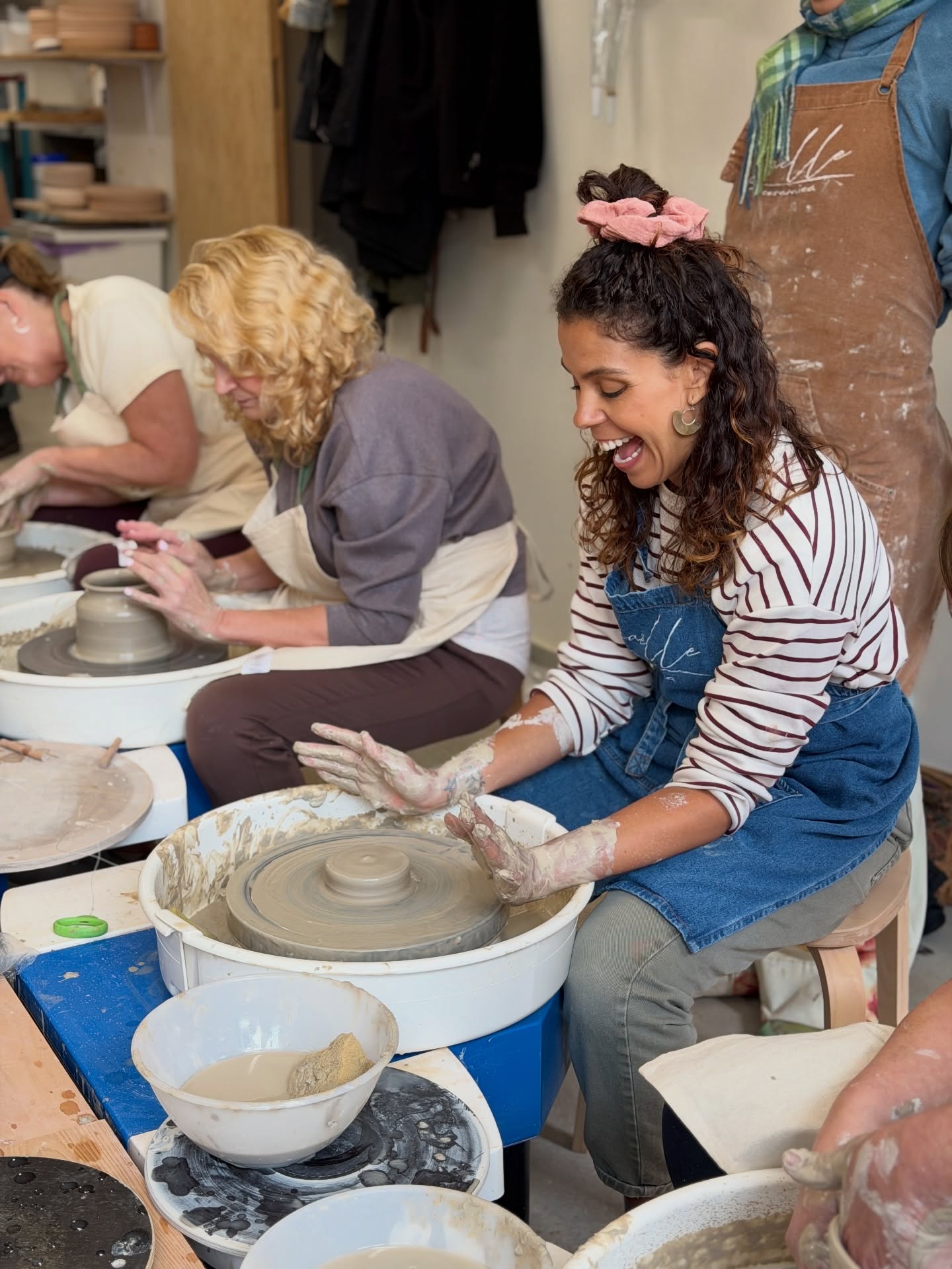 Check out Day 1 on our Portugal 🇵🇹 2026 retreat! We love coming back here, with another fabulous group. Lots of laughter, clay and beautiful moments so far and so necessary for the connection we all need right now.. in our lil bubble 💛
#potteryretreat