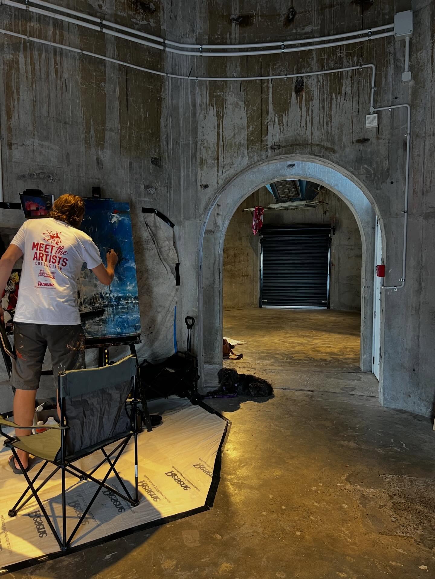Silo 6, my painting spot for the next couple of weeks. Such an inspiring place, I will be here Tuesdays and Thursdays. Exhibition night is on the 21st of March from 6-9pm🩵 #silo6exhibition #aucklandartscene #nzartcommunity #nzartcollector #nzartshow