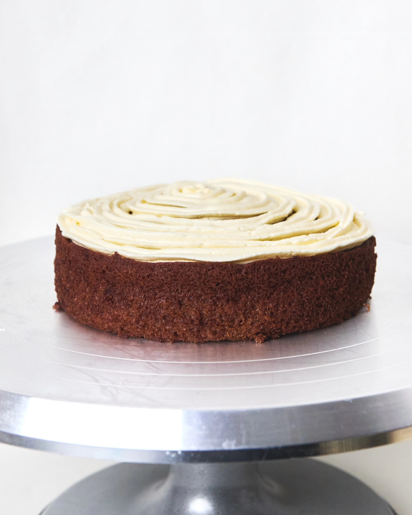 our 24 Carrot Gold has the approval of @itzcucha 🏆