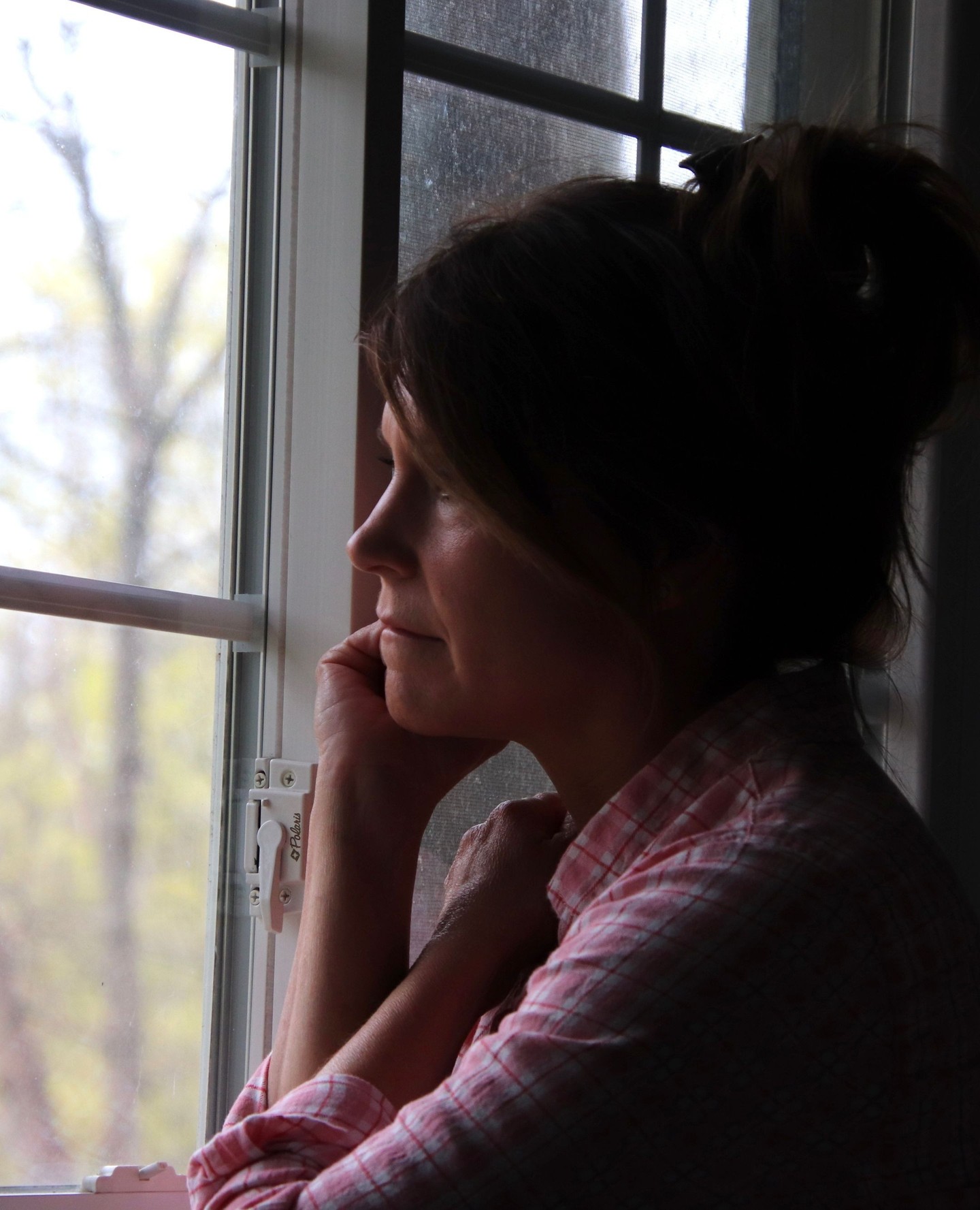 “I had almost forgotten what hot soup tastes like.”
My name is Valentina. I live in Boryspil with my daughter. She has serious health challenges and needs full-time care.
Because of her condition, I can only work occasionally in the summer—gardening or helping in the fields. When winter comes, there is no work.
And no income.
This winter has been especially cruel.
There were days when I didn’t know how I would feed my daughter. When the electricity stopped, our apartment grew bitterly cold. I wrapped her in blankets, trying to keep her warm.
She would ask me why it was so cold…
and when we would have something hot to eat.
I had no answer.
One day I was invited to Hope Church.
I almost didn’t go.
I felt embarrassed. Ashamed.
But after the service, the pastor invited everyone to stay for a meal.
I had almost forgotten what hot soup tastes like.
The warmth in my hands…
the steam rising from the bowl.
And before we left, they even packed food for my daughter at home.
That meal carried us through another day.
But winter is not over.
Work has not yet returned.
And tonight, I still don’t know how I will provide for my daughter tomorrow.
Through partners like Hope Church, families like mine are finding warmth, food, and hope—one meal at a time.
Your support helps churches like this care for families facing impossible winters.