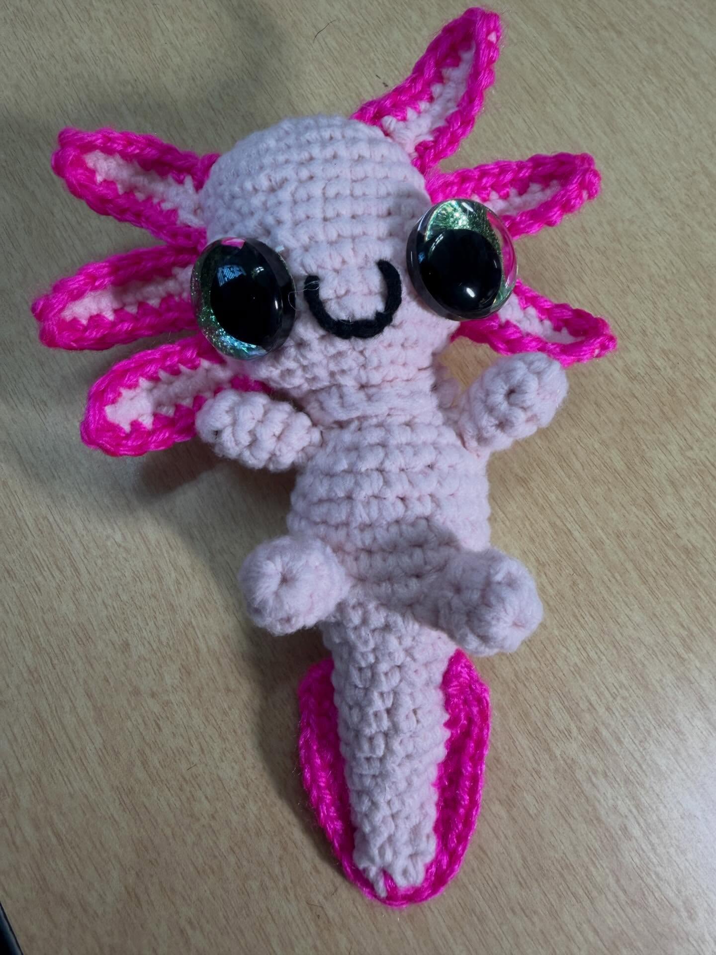 Some things I’ve made in the last few days…. Axolotl pattern by @theresascrochetshop and Pavlova recipe https://www.tamingtwins.com/pavlova-recipe/?gad_source=1&gad_campaignid=22448252095&gclid=Cj0KCQiA2bTNBhDjARIsAK89wlHEeNfbBzKFJy-rLQinffZvdfiFKw-TyzIGlMmIIDK30szaq7p8ybMaAkoVEALw_wcB#wprm-recipe-container-8678
