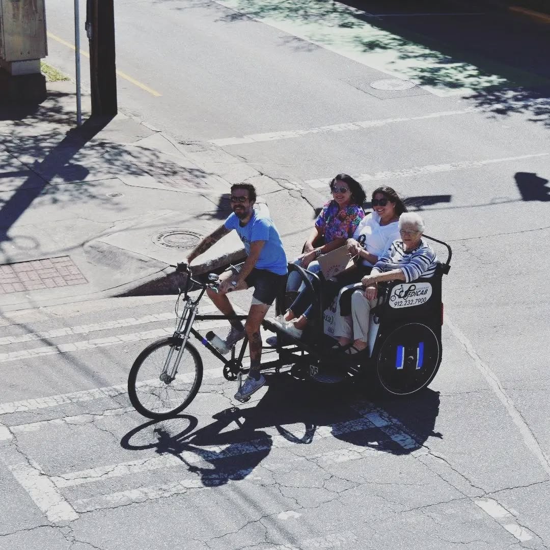 SPC - The best way to see around the Historic District in #Savannah 💙
#savannahpedicab #historicdistrict #rideblue #savannahstaple #savannahbiketaxi #funday #pedalpower #pedicab #thingstodoinsavannah