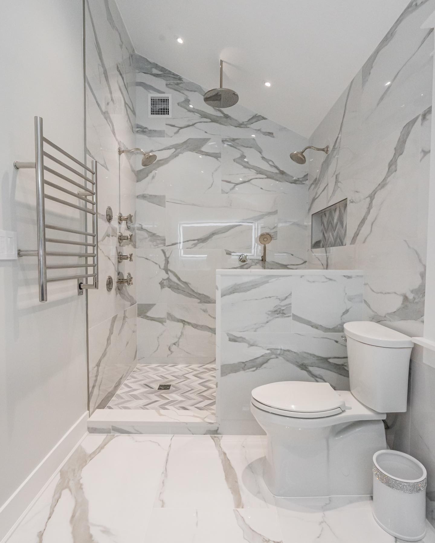 Catch Us on #HGTV on March 9th
at 9pm!
.
.
#remodel #OmegaCMG #bathroom #home #renovation #bathroomdesign #design