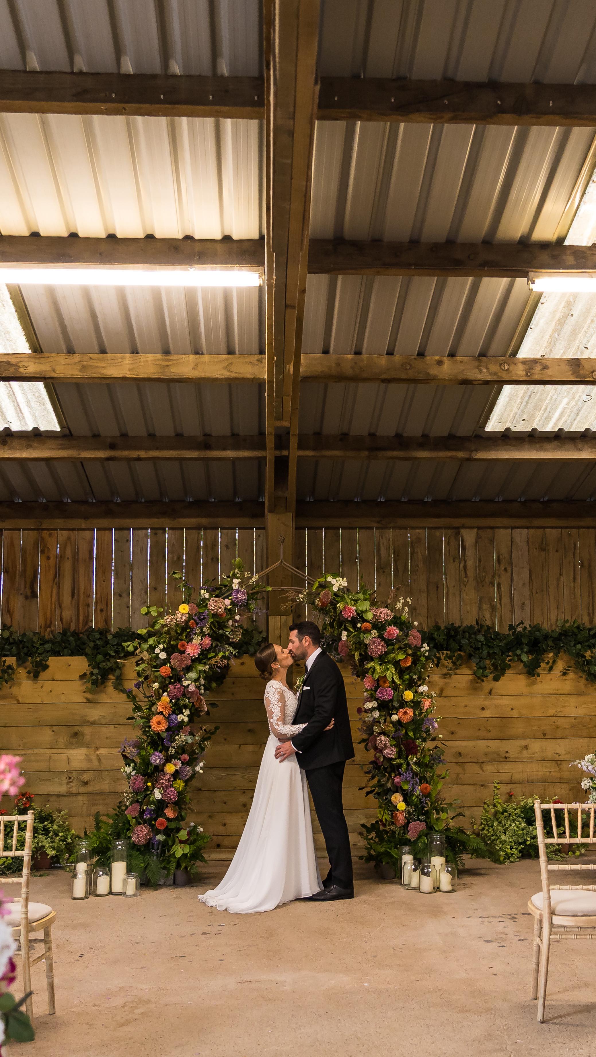 I’ve been quietly working on something behind the scenes… and I’m so excited to finally share! Alongside my wedding photography, I’m now offering highlight films.
Just like my approach to photography, my highlight films tell the story of the day as it unfolds. Filmed seamlessly alongside the photography, I capture little snippets of video throughout the day and edit them to licensed music, creating a short video of wedding day best bits. Short and sweet, and full of all the feels that take you right back to your day.
Photography is still at the heart of what I do, and it’s important to say that I’m not a videographer! If you’re looking for a full-length wedding film with full coverage of your ceremony or speeches, I’m happy to recommend some wonderful videographers I’ve worked with.
If you love the idea of reliving the story of your wedding day in motion, captured alongside your photos, I’d love to chat! Get in touch for more information!
Photographer and film by: @amybennettphotography_
Second photographer: @jemmalane.photography
Brides dress: @jacquelinelouisebridal
Seamstress: @alexlaycock_seamstress
Bridesmaids: @sixstories
Grooms suit: @slatermenswear
Flowers: Home grown!
Cake: @clairescreativebakes
Catering: @shakespearekitchen
Photobooth: @hoofbooth
Pizza van: @on_the_deck
Band: @theanthemics
🎵 Copyrighted music licensed from Lickd. https://lickd.co
Sweet Disposition by The Temper Trap, https://t.lickd.co/l/K5nzkewYZma