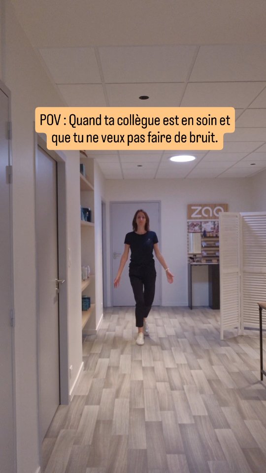 🎻👑 Bienvenue dans le monde de Bridgerton.
Quand tu suis là trend et que Maëlyss est en soin ça donne une danse pour Lucie 😅
Et vous, avez-vous regardé la chronique des Bridgerton ??
📍 Saint Mathurin proche des Sables d'Olonne et des Achards
----------
Spécialiste des massages intuitifs, soins du visage bio et beauté holistique.
À Saint-Mathurin, tout près des Sables-d’Olonne, pour prendre soin de vous naturellement.