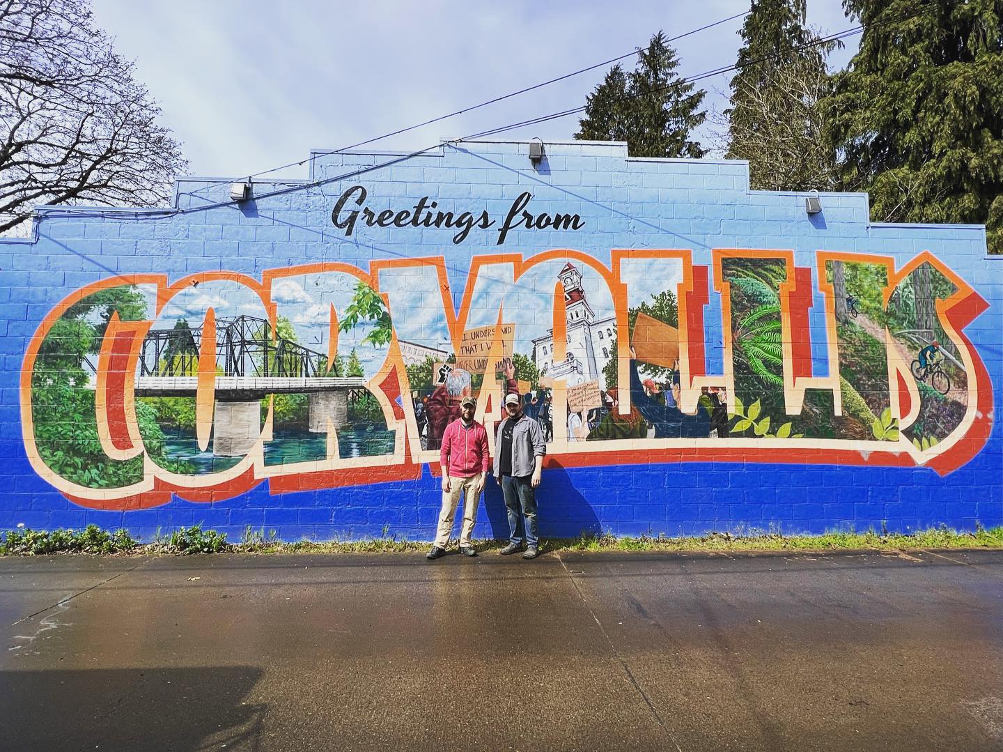 It’s cold and rainy right now but we sure love our town! We deliver anywhere in Corvallis and Philomath for free! Just order online and let us know during checkout. #corvallisoregon #corvallismurals #oregonsmallbusiness #rainyday #oregonlove #organichemp #supportsmallbusiness