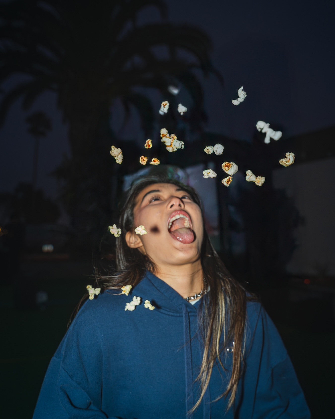 Sunday forecast:100% chance of popcorn showers🌧️🍿
•
•
📞 321-233-3873
💌 DM us💫
•
•
#motionflix #motionflixandvibe #movies #watchparty #bigscreen backyardmovies datenight residentevent events screenrentals losangeles events outdoormovies outdoormovienights
LAmovies residentevents