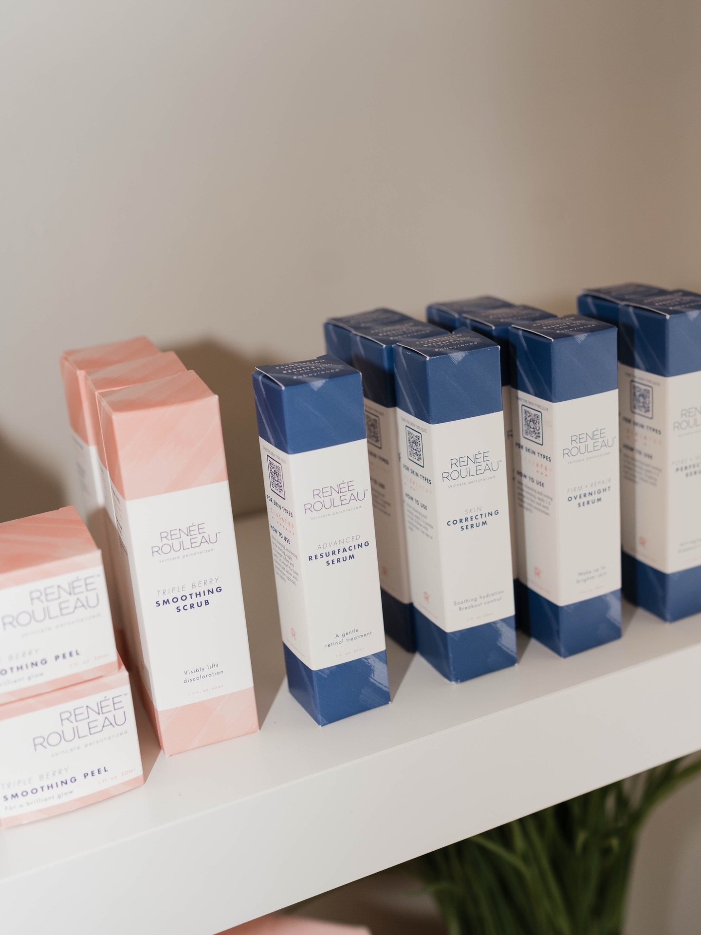 Which @reneerouleauskincare product are you currently obsessed with? (Our vote is the Triple Berry Smoothing Peel! )🍓