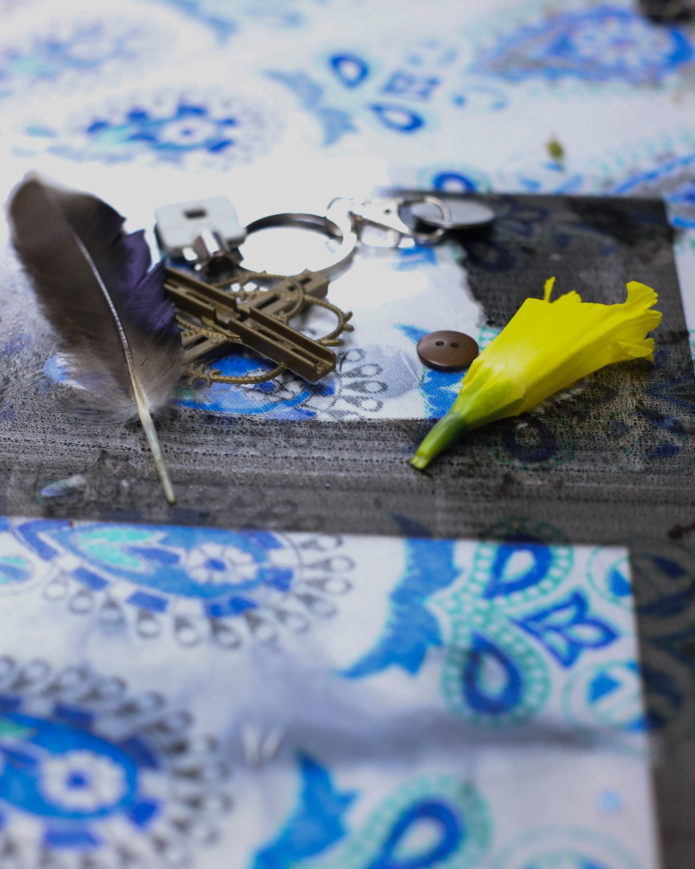 A gentle evening of alternative image-making with my absolute favourite — cyanotype.
Cups of tea warming our hands, botanicals scattered across the table, and the quiet magic of watching images appear through light and time — a moment where science and nature work as one.
We explored the beauty of toning our prints with tea, staining the paper into a warm vintage tan, while green tea brought a soft wash of purple gently woven through the blues. Each print slowly transforming, layer by layer, like a quiet piece of alchemy.
Beautiful, thoughtful pieces emerged, each carrying its own story. Knowledge was shared, curiosity sparked, and inspiration gathered to continue making sun prints at home… when the sun decides to join us again. ☕🌿💙✨📷
#ladiescreate #cyanotypeprints #artatheart #creativeimagemaking