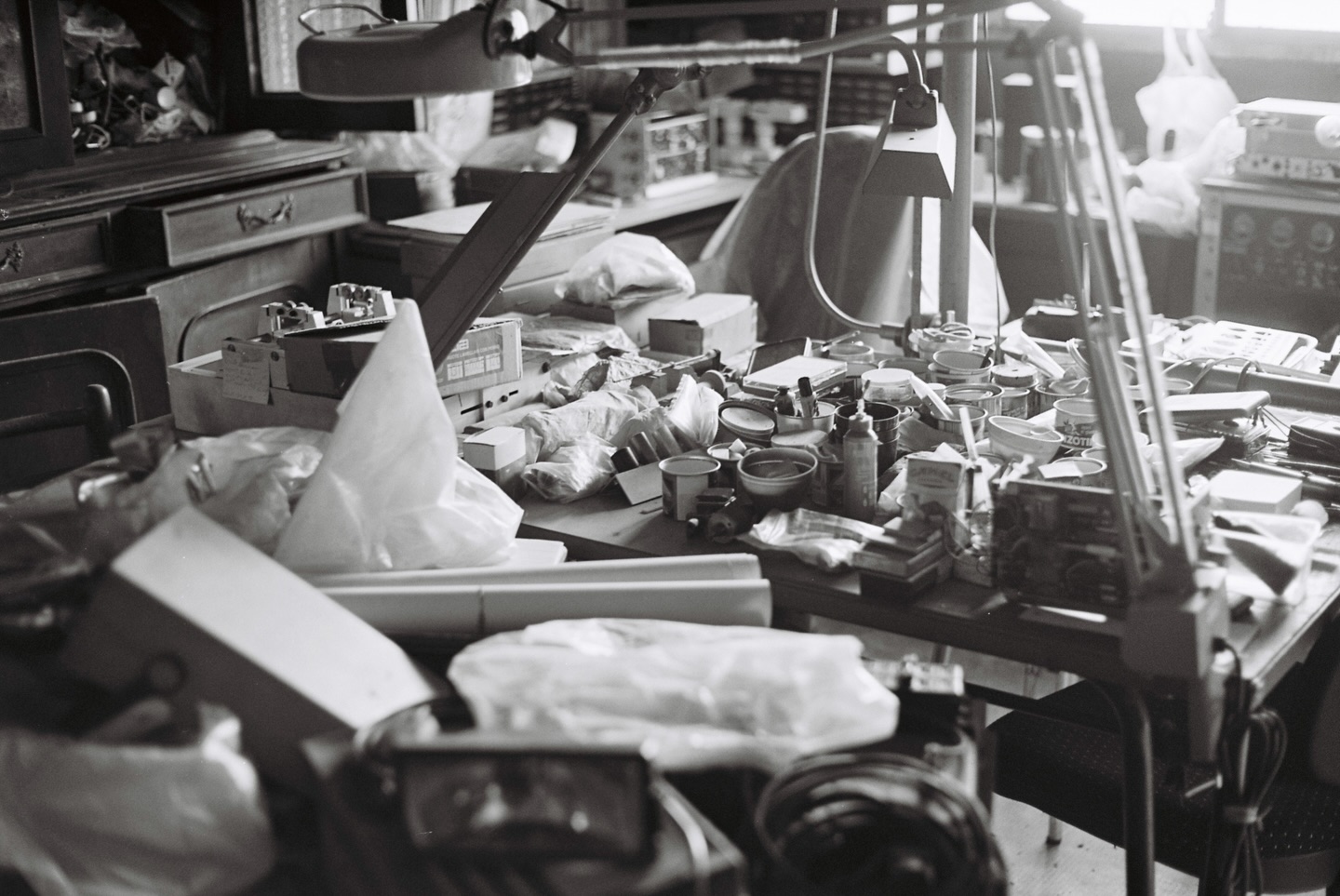 Drupa Residency 🍒
Cento proposte. Cento sguardi, cento visioni, cento possibilità.
Ogni volta ci sorprende.
Ogni volta ci emoziona.
Grazie per aver scelto Drupa Residency, per aver condiviso il vostro lavoro e per la fiducia che riponete in noi e in questo spazio che chiamiamo casa.
Stiamo leggendo ogni candidatura con attenzione, dedicando a ciascun progetto il tempo che merita. Potremmo prenderci qualche giorno in più rispetto a quanto indicato nel bando: vogliamo valutarne con cura la fattibilità nei nostri spazi.
Presto ci metteremo in contatto con voi.
Grazie per il vostro lavoro prezioso. Drupa cresce anche grazie a voi 🌱
.
One hundred proposals. One hundred perspectives, visions, possibilities.
Every time, we are surprised.
Every time, we are moved.
Thank you for choosing Drupa Residency, for sharing your work, and for the trust you place in us and in this space we call home.
We are carefully reading each application, giving every project the time it deserves. We may take a few extra days beyond the indicated deadline, as we want to thoughtfully consider the feasibility of each proposal within our space.
We will be in touch with you soon.
Thank you for your precious work. Drupa grows thanks to you 🌱
🍒🫒🍑
#DrupaCentre
#ArtResidency