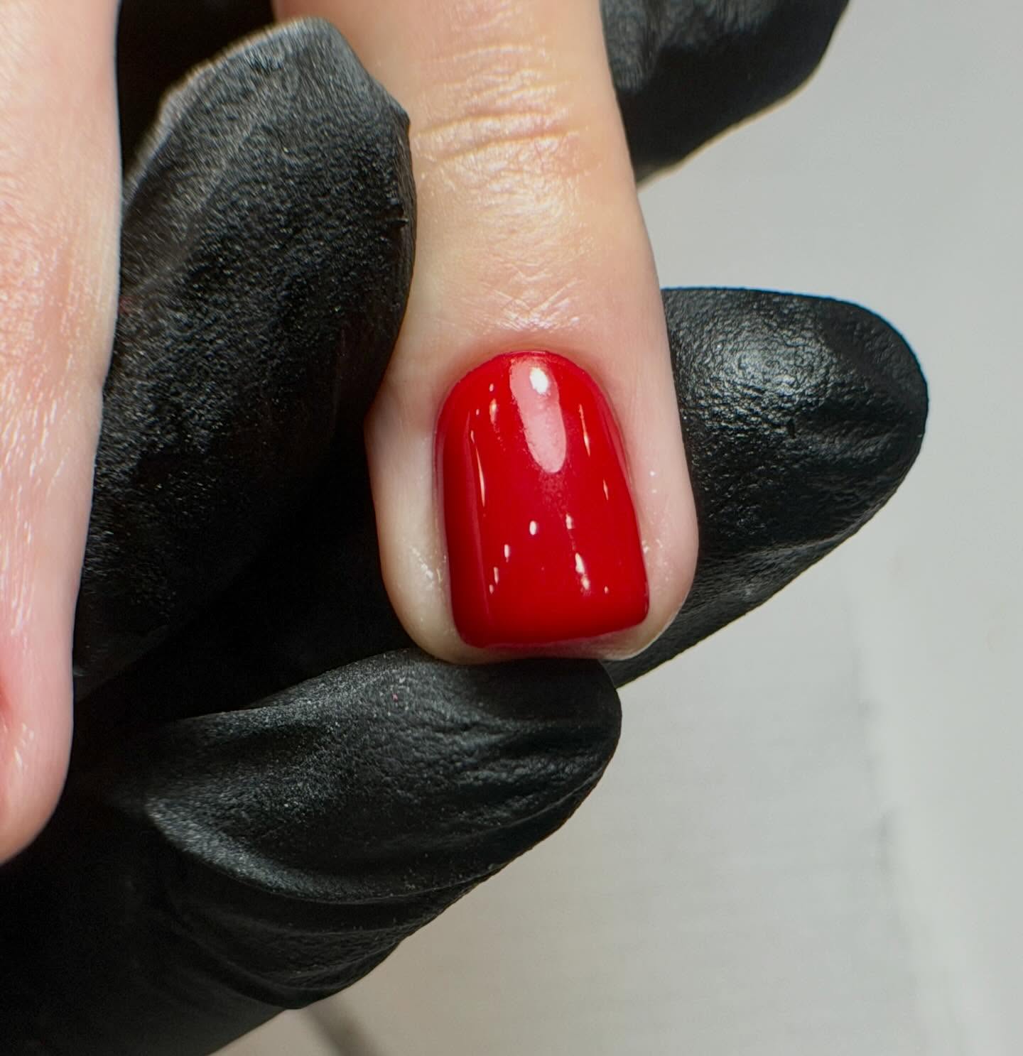 Left him on red💅
#biab #nailsalonlondon #bestnailsalonlondon #nails