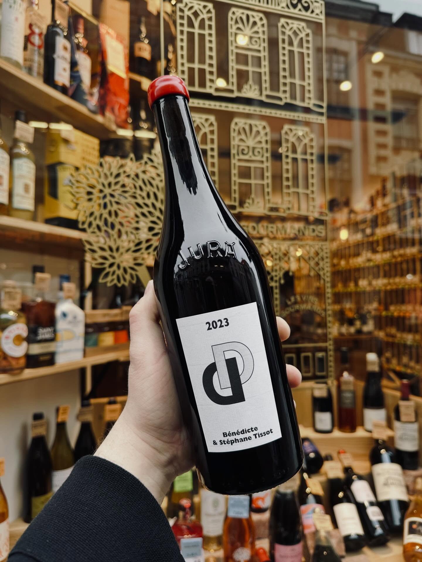 🍷 Arrivage des vins de Bénédicte & Stéphane Tissot
Grand domaine du Jura, reconnu pour la qualité et la personnalité de ses vins.
Plusieurs cuvées viennent d’arriver dans nos trois caves de Lille, Lens et Valenciennes.
Les sélections peuvent varier selon les boutiques. N’hésitez pas à passer nous voir ❤️
#tissot #lesvinsgourmands