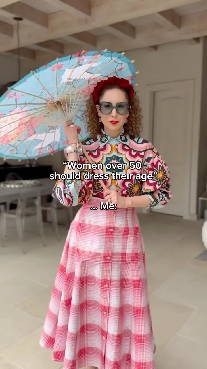 They say women over 50 should “dress their age.” But what does that even mean?
Less color? Less fun? Less personality?
Just so everyone can hear it from me, style gets better with age. You know what you love, what makes you feel confident, and what makes you walk a little taller.
So if dressing your age means dressing with confidence, joy, and absolutely no rules… then I suppose I’m doing it perfectly.