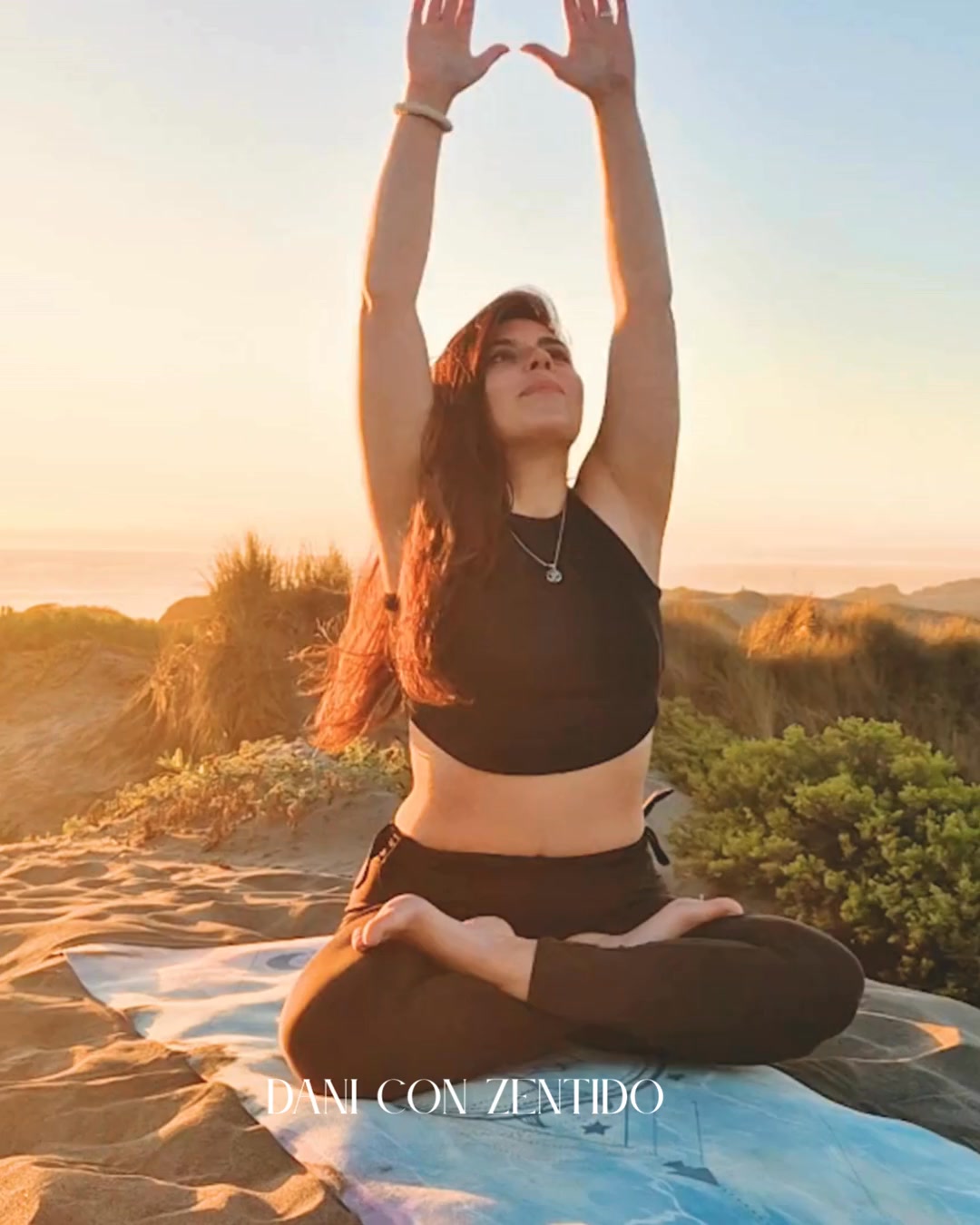 ¿Vives apagando incendios? 🔥 Tu sistema nervioso necesita un reseteo.
Vivir en alerta constante nos desconecta de lo esencial. Por eso, te invito a mi Workshop Online: DE LA URGENCIA AL GOZO. 🧘♀️✨
Un espacio de 90 min para entender tu biología y recuperar tu centro.
Lo que viviremos:
☯️ Yin Yoga: Práctica profunda para soltar tensiones acumuladas.
🧠 Neurobiología: Entiende tu ansiedad y la Teoría Polivagal.
✍️ Journaling: Recibe un Ebook guía con ejercicios de respiración.
No es solo una pausa, es construir tu propia Arquitectura de la Calma. 🤍
🗓 Cuándo: Últimos sábados del mes | 10:30 hrs.
📍 Dónde: Online vía Zoom (Grabación disponible por 7 días).
🎟 Inversión: $12.000 CLP.
Inscríbete en el link de mi bio o escríbeme "CALMA" por DM para enviarte los detalles. 🔗
@daniconzentido
#YinYoga #SaludMental #TeoriaPolivagal #BienestarIntegral #mindfulnesschile