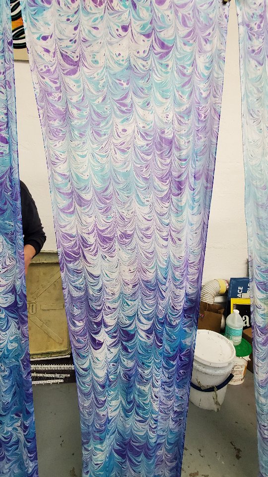 Super happy with my work the other day!!!
Watch til the end.
DM for price
#marblingmonday #majikalmarblingreveal #silkscarves #floatingpaint paint #majikstudios207