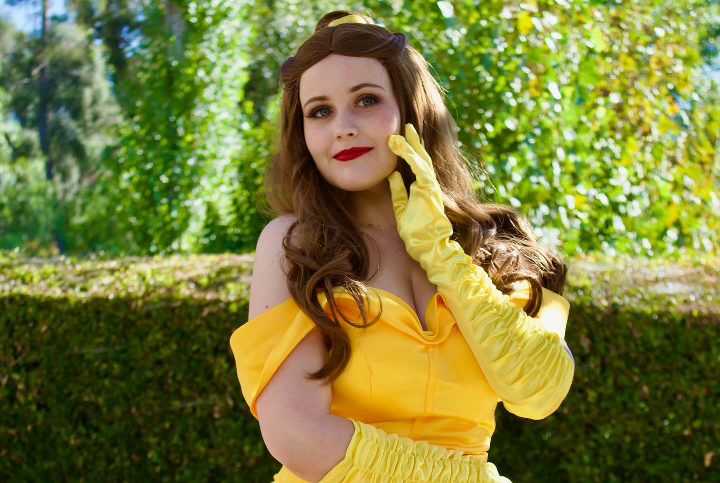 Beauty ballgown princess or beauty village princess? Which one will you choose?! ππ #princessparty #kidsparty #whimsicalwondersparties #princess