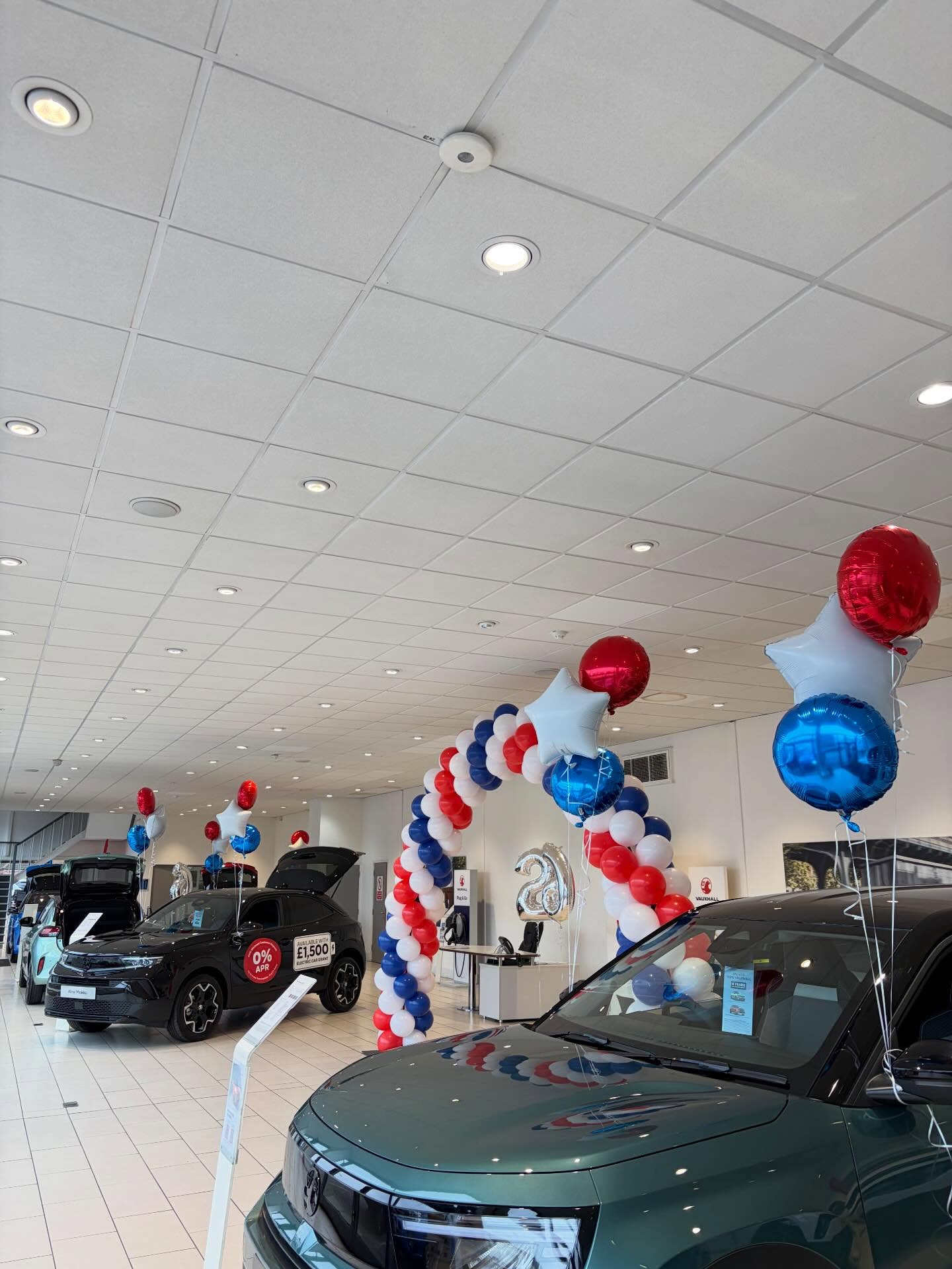 26 🚗
New reg event now live @evanshalshaw
Sloper Road Cardiff📍
@vauxhall @citroenuk @peugeotuk