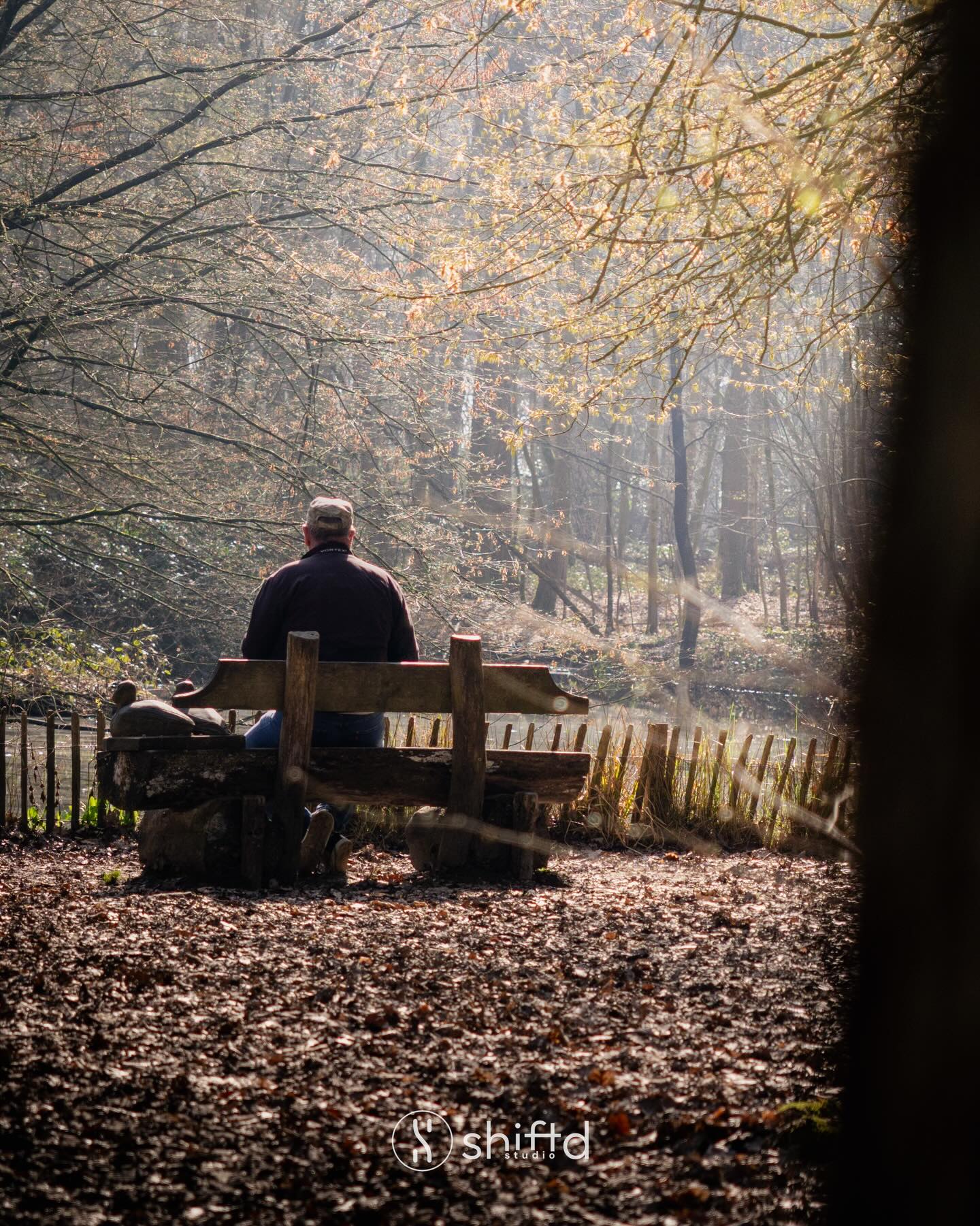 Het leven keert terug!
Tijdens een wandeling begon ik de eerste tekenen van lente op te merken. Kleine dingen die je bijna mist als je er niet op let.
De winter is nog niet helemaal weg, maar je voelt dat er iets verandert.
Hebben jullie de lente ook al zien verschijnen? 🌱
#lente #naturedetails #photography #springvibes #ShiftdStudio