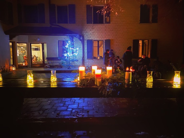 MERRY CHRISTMAS!⠀
⠀
“The people walking in darkness have seen a great light; on those living in the land of deep darkness a light has dawned.”⠀
⠀
May this Christmas celebration fill your hears with love, light , truth and hope. ⠀
⠀
Thank you to all who have followed and engaged with us on this platform. We are grateful for you! We are taking a short break, but will be back on the Jan 4th! ⠀
⠀
Happy New Year!!!⠀
⠀
⠀
JOYEUX NOËL !⠀
⠀
"Le peuple qui marchait dans les ténèbres a vu une grande lumière ; sur ceux qui vivaient dans le pays des profondes ténèbres, une lumière s'est levée."⠀
⠀
Que cette fête de Noël remplisse vos cœurs d'amour, de lumière, de vérité et d'espoir. ⠀
⠀
Merci à tous ceux qui nous ont suivis et se sont engagés avec nous sur cette plateforme. Nous sommes reconnaissants pour vous ! Nous prenons une courte pause, mais nous serons de retour le 4 janvier ! ⠀
⠀
Bonne année !!!