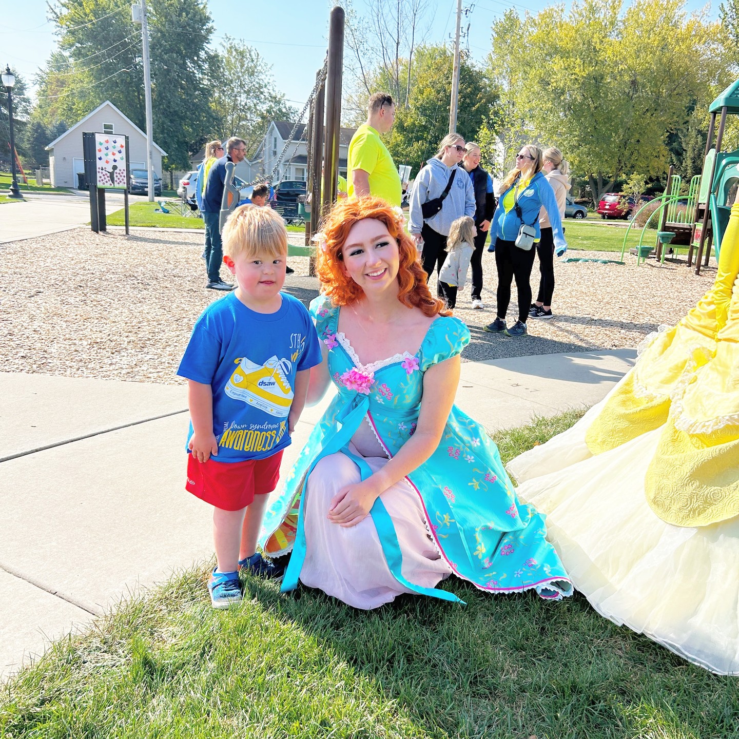 For our second visit on the 6th, our princesses went to Deforest for our friends at Down Syndrome Awareness-Wisconsin's annual walk! Though it was quite windy, our characters had a wonderful time meeting with the kids.
#amomentofmagic #downsyndromeawareness #bravestrongfearless