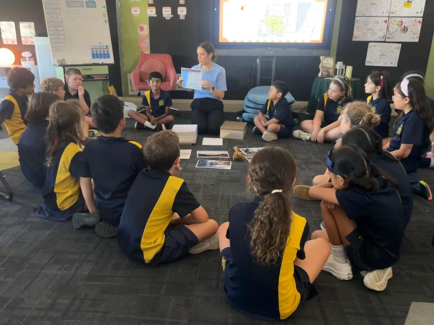 In Religion this term, Year 3/4 been learning about the world that Jesus lived in - including historical, cultural and geographical information 🌍 The children enjoyed looking at locations on the map like Galilee, Nazareth and Jerusalem; as well as learning about temples, synagogues and the Pharisees & Sadducees who were around in that time 📕