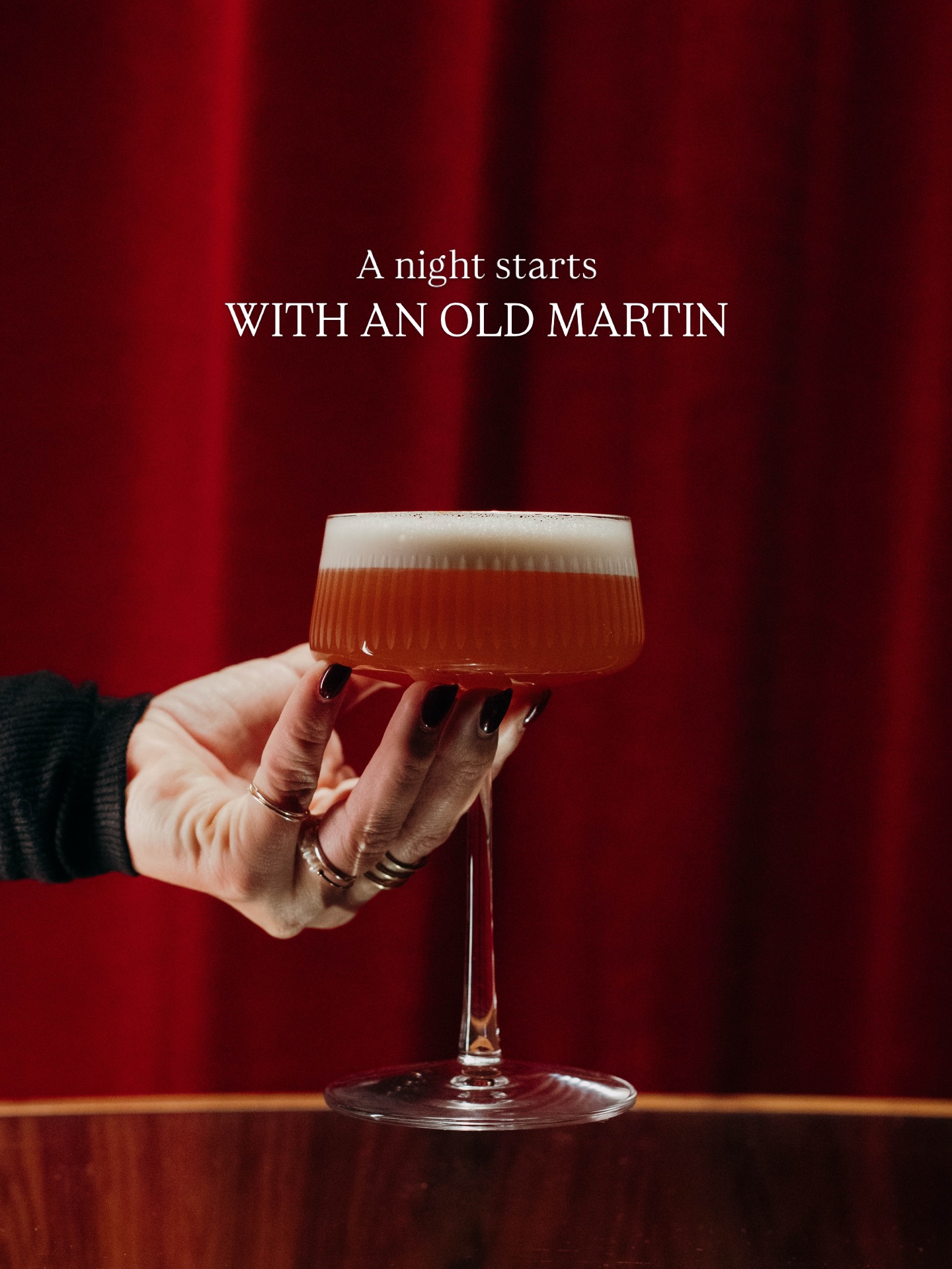 Every good night has a starting point 🖤
At LVDWIG, it might just be the Old Martin – shaken behind the bar and served to set the tone for the night.
One sip in and the evening officially begins.
See you at the bar. 🍸
#lvdwigbar #cocktailbar #cocktailbarvienna #barsvienna #viennadrinks