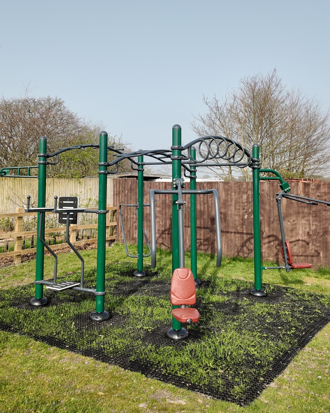 New outdoor gym now open at Red Shoot! 🌿💪
We’ve added some brand new fitness equipment at Red Shoot Camping Park… perfect for working off that extra bacon roll or pub pudding.
Whether you’re a serious gym-goer or just fancy a heroic attempt at one pull-up, it’s there for everyone to enjoy.
⚠️ Warning: may cause unexpected competitiveness between family members.
We’d love to see your best (or worst) attempts — tag us in your photos and videos so we can share them!
#RedShootCampingPark #OutdoorGym #CampingLife #NewForest #HolidayWorkout #GiveItAGo #CampAndTrain