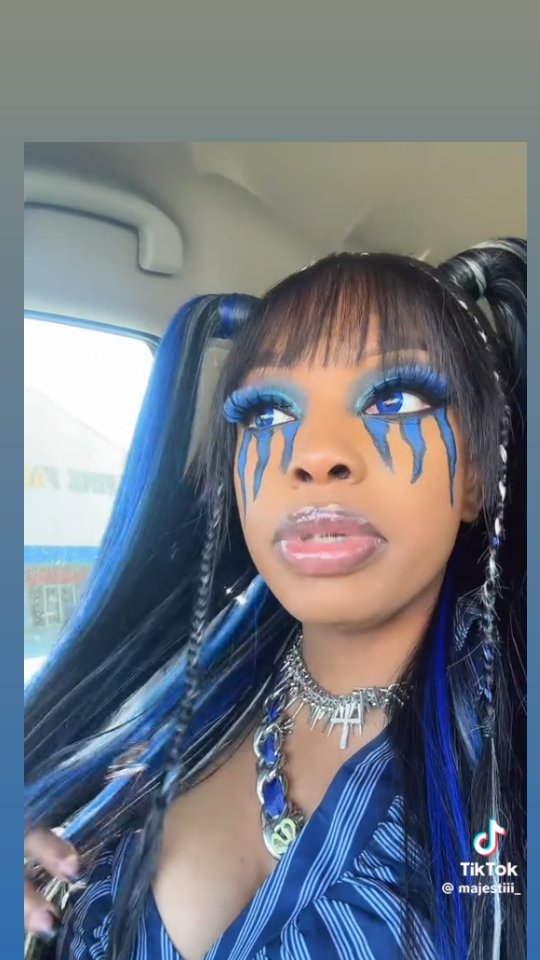 I dress from alignment. Expressing myself without needing the reaction - unmoved by praise, unshaken by judgment. Detached from outcomes, devoted to self. 💙🫶🏽 - majestiii_
#alignment #beyourbestself #selfexpression