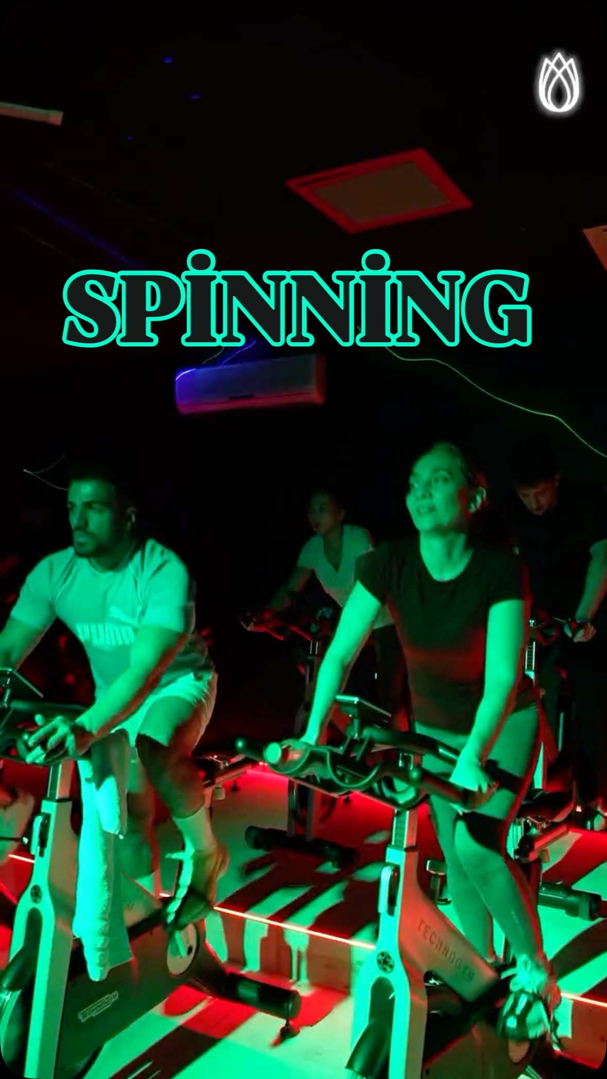 🔥Kim demiş sporcunun gece hayatı yok diye😎
🔥Her hafta pazartesi ve çarşamba günleri kadınlara özel spinning dersi saat 12:00’de
🔥Her hafta pazartesi ve çarşamba günleri spinning dersi saat 20:00’de
.
.
.
#spinning #başakşehir #tulipafitnessclub